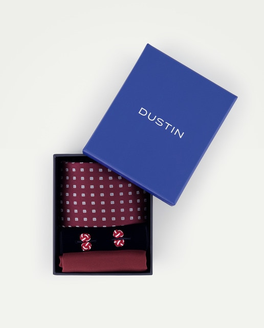 Imagem 0 de Estojo com Gravata de Seda, Botões de Punho e Lenço