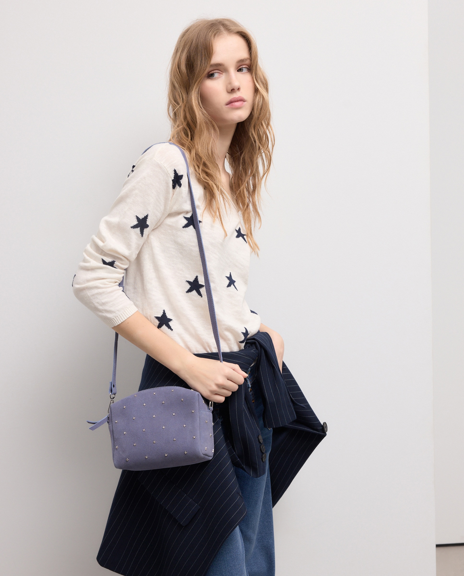 Mala em Pele Tipo Câmara com Estrelas 400 Azul-6