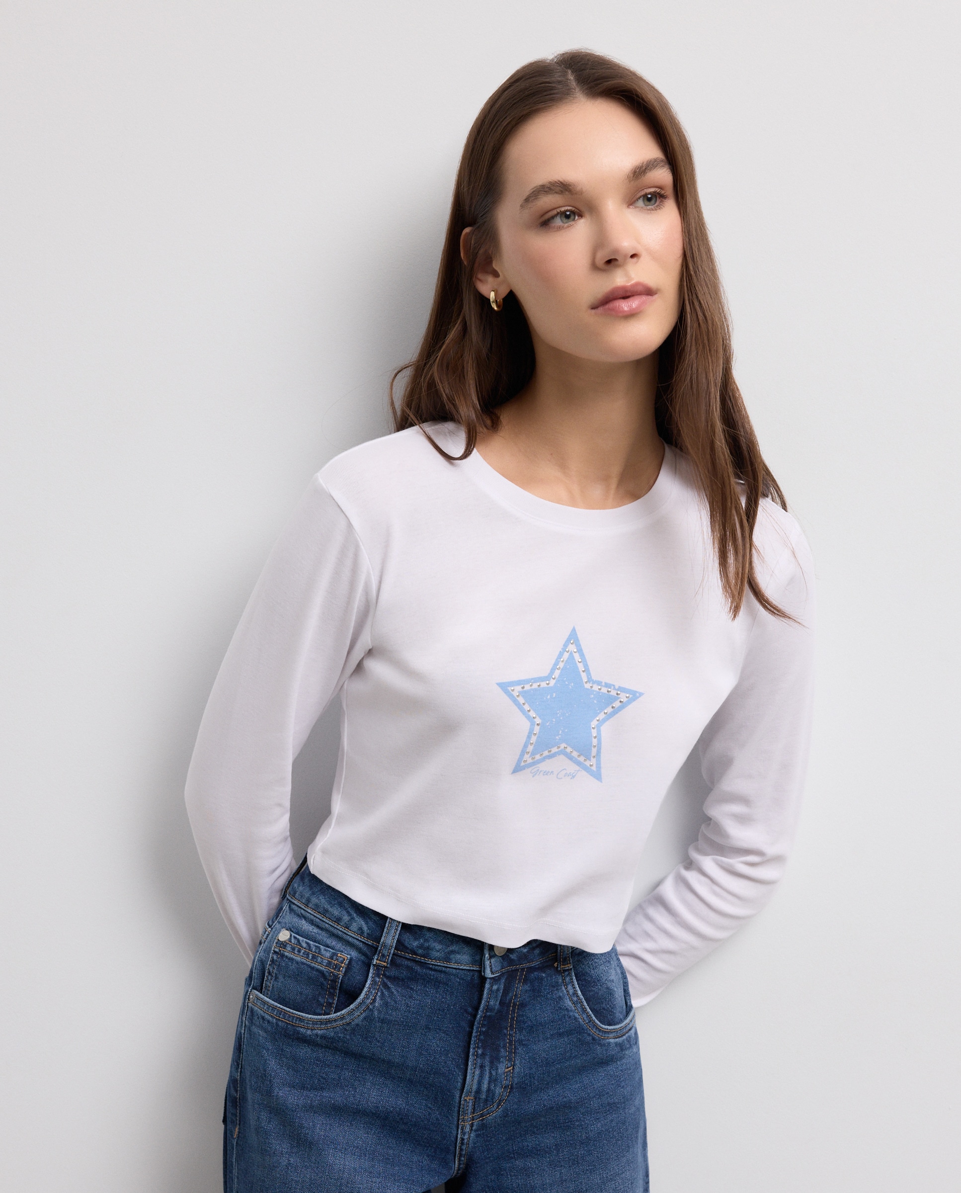 Camisola de Manga Comprida e Decote Redondo com Estrela de Tachas Branco-1