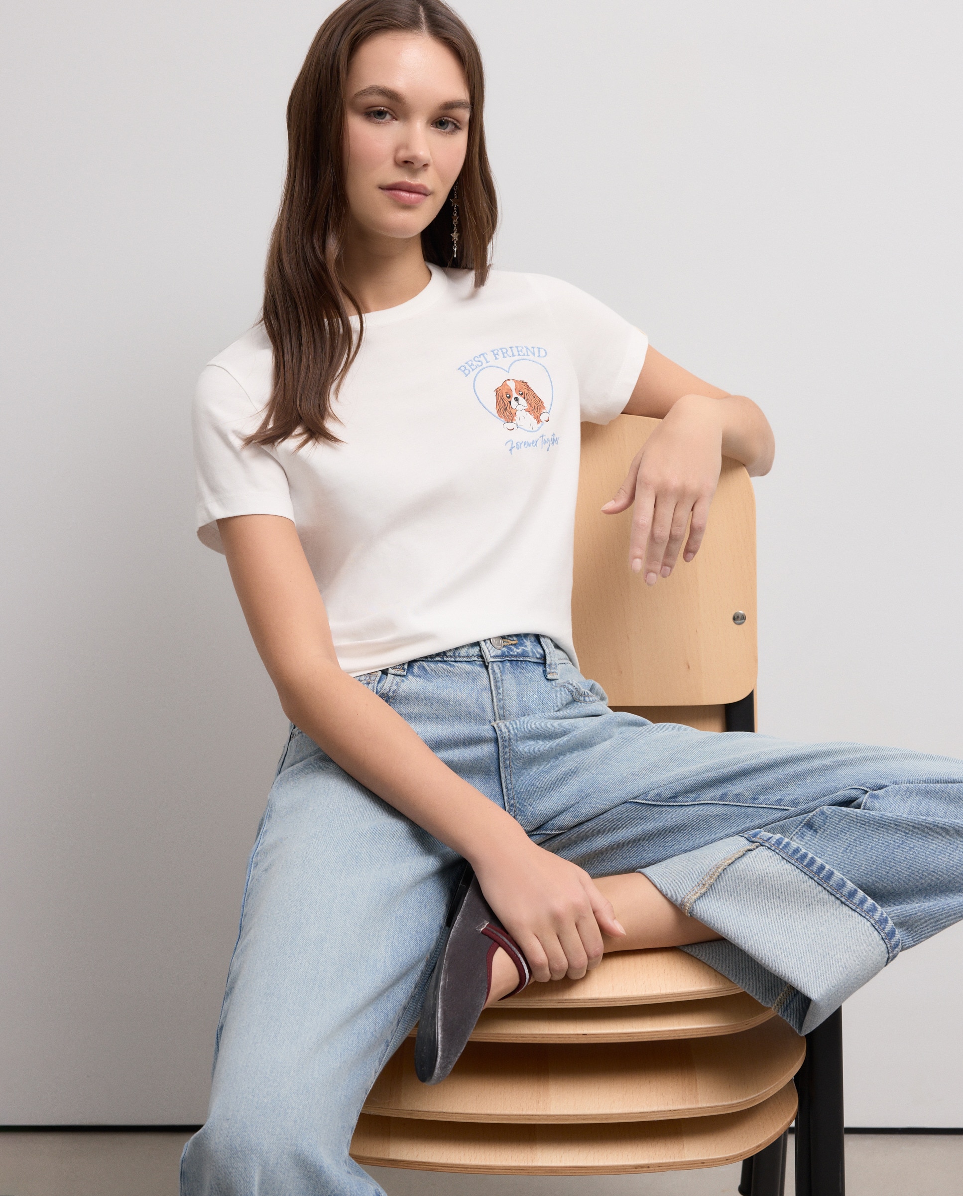 T-shirt de Manga Curta com Decote Redondo, Estampado e Bordado Branco-1