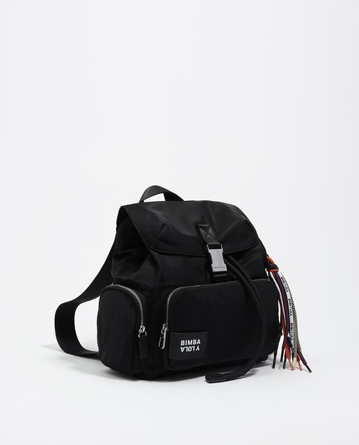 Imagen 0 de Mochila de nylon con multibolsillos.