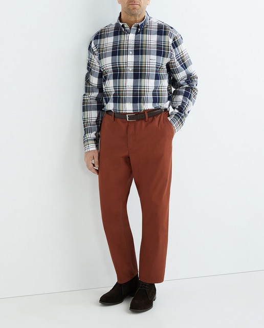 Imagen 0 de Pantalón chino de Hombre de Corte Slim