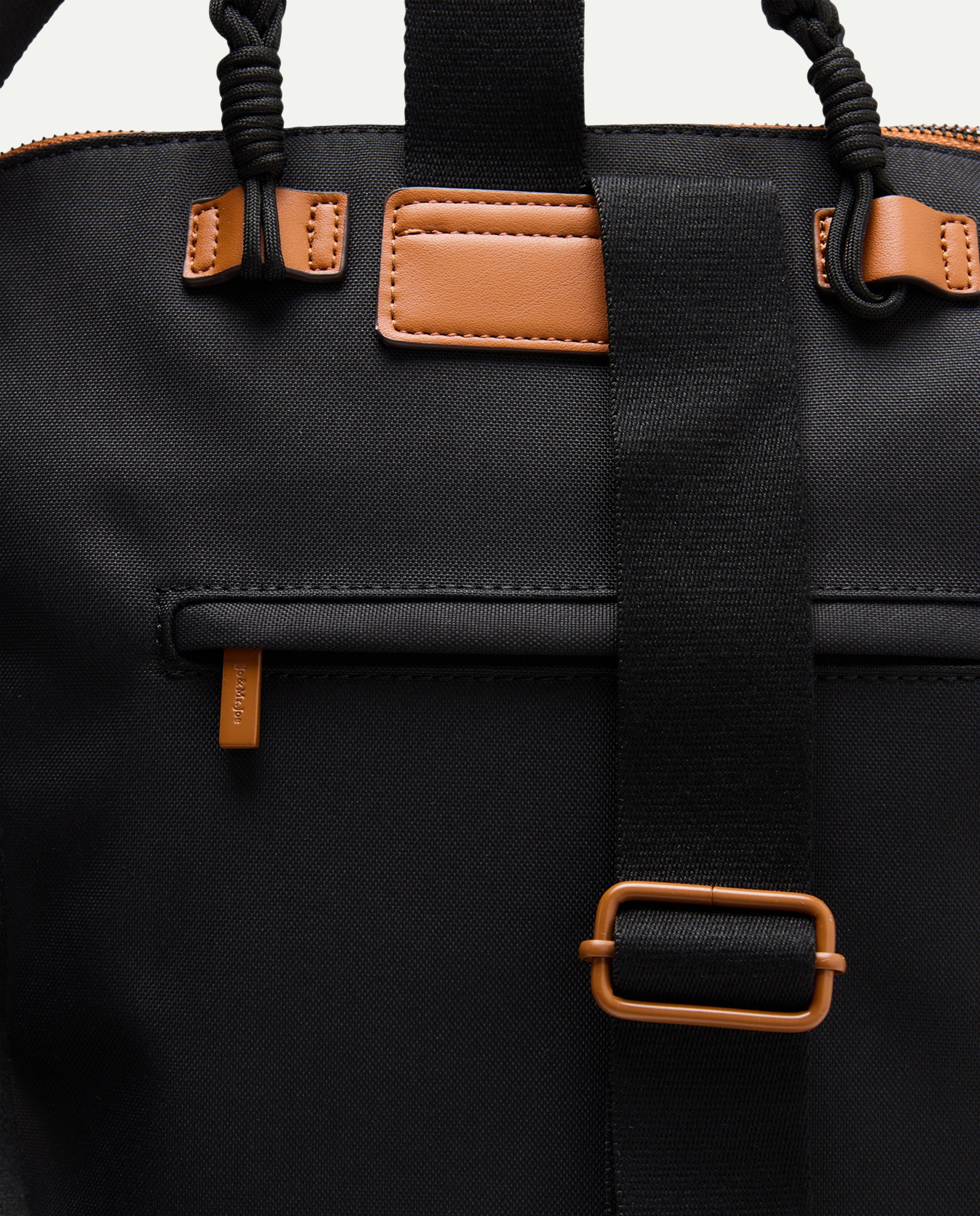 Mochila de Nylon com Alça Entrançada Preto-3
