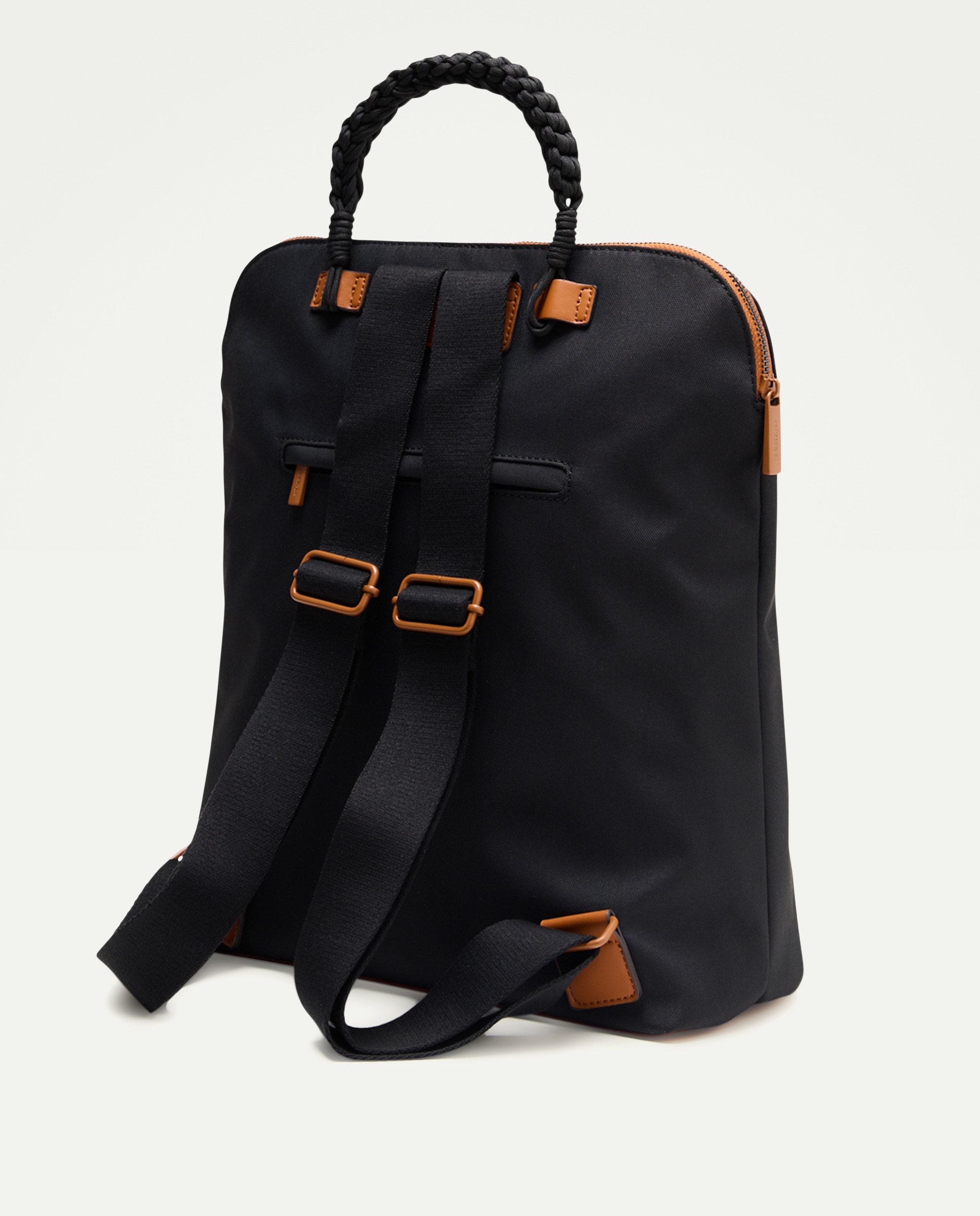Mochila de Nylon com Alça Entrançada Preto-2