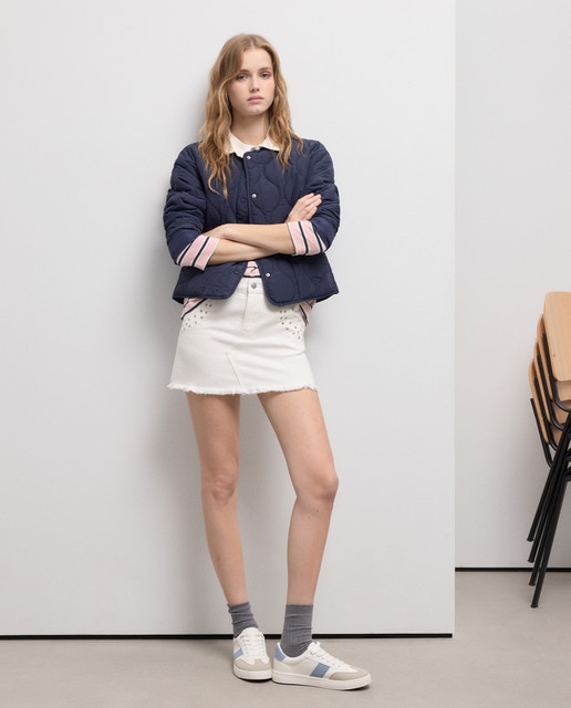 Imagem 0 de Saia Curta Lisa