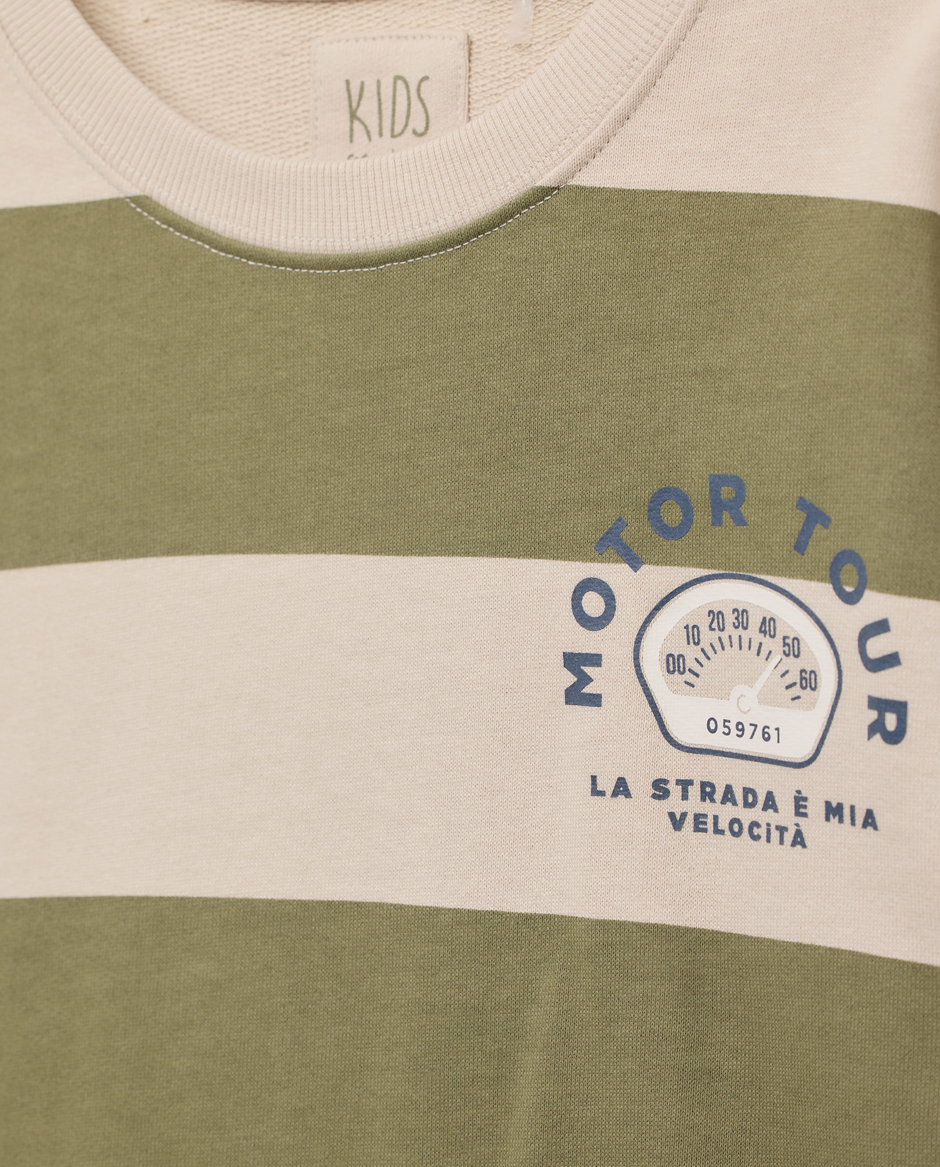 Sweatshirt Fechada com Estampado de Fantasia Verde-5