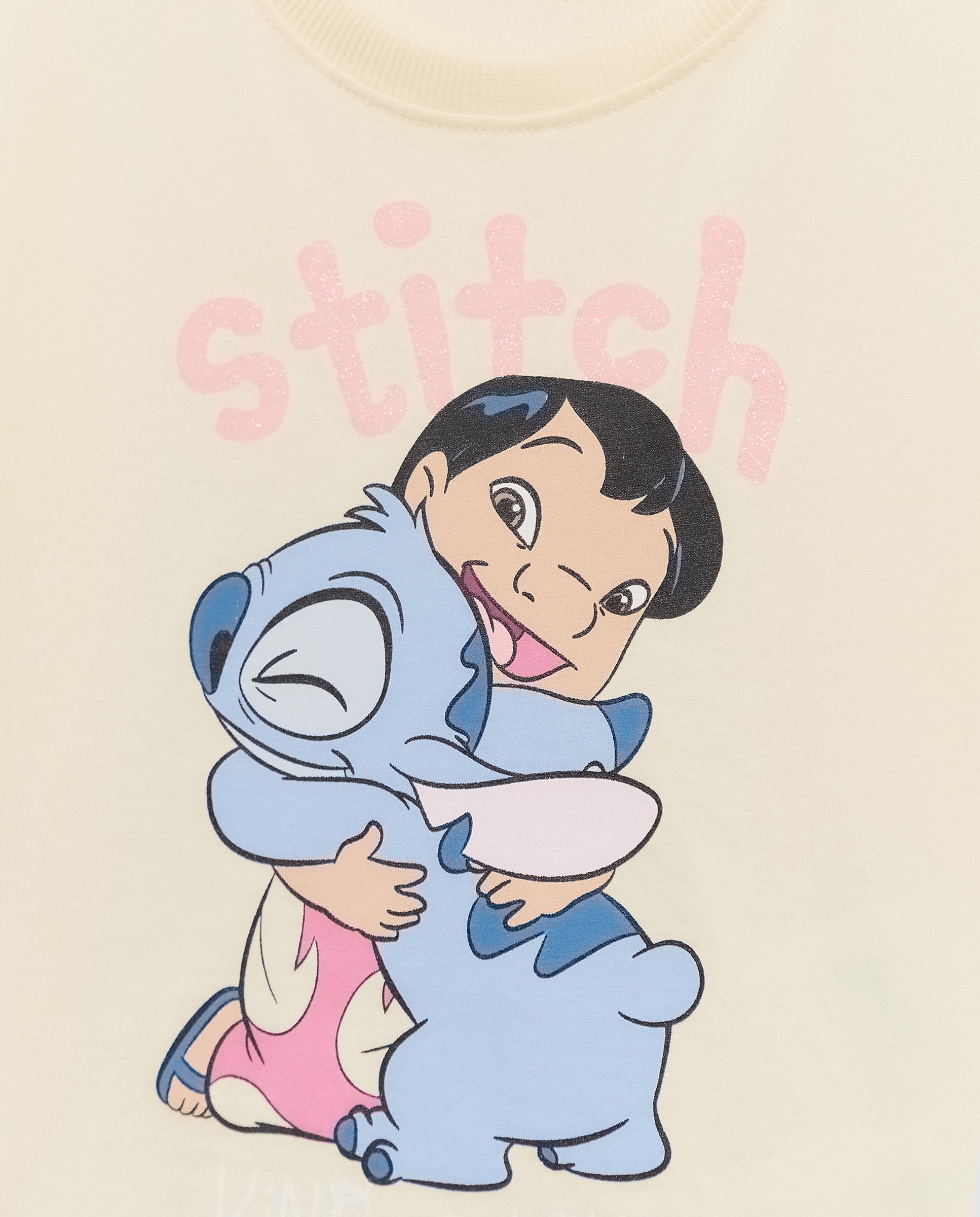 T-shirt de Manga Curta com Estampado Posicional Lilo e Stitch em Glitter 150 Baunilha-5