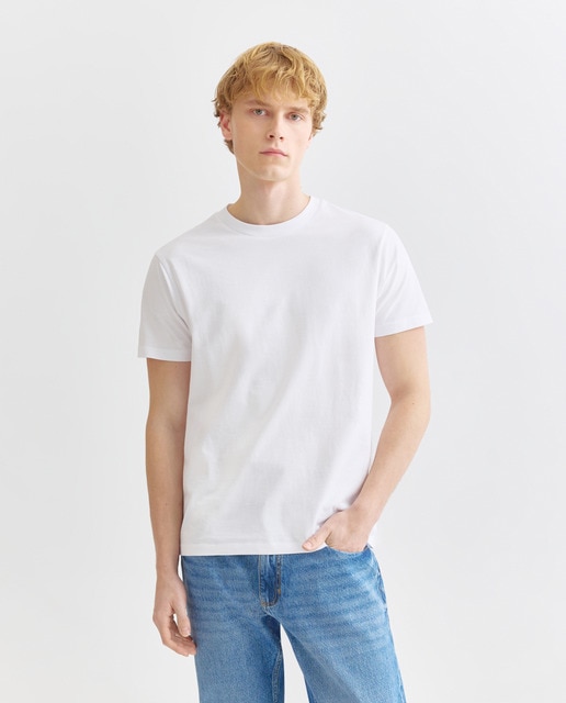 Imagen 0 de Camiseta de hombre manga corta cuello pico básica