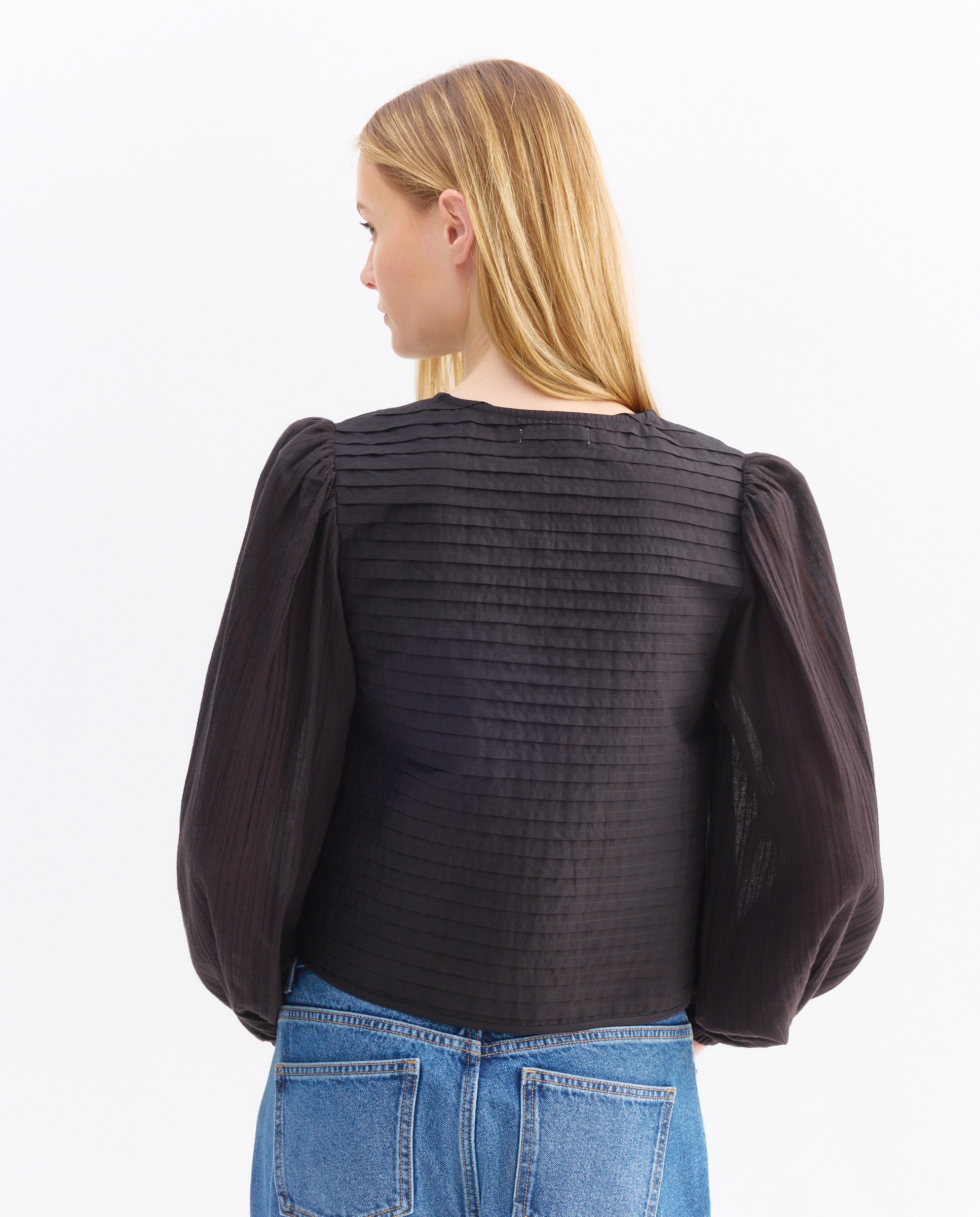 Blusa de mujer manga abullonada con jaretas Negro-3