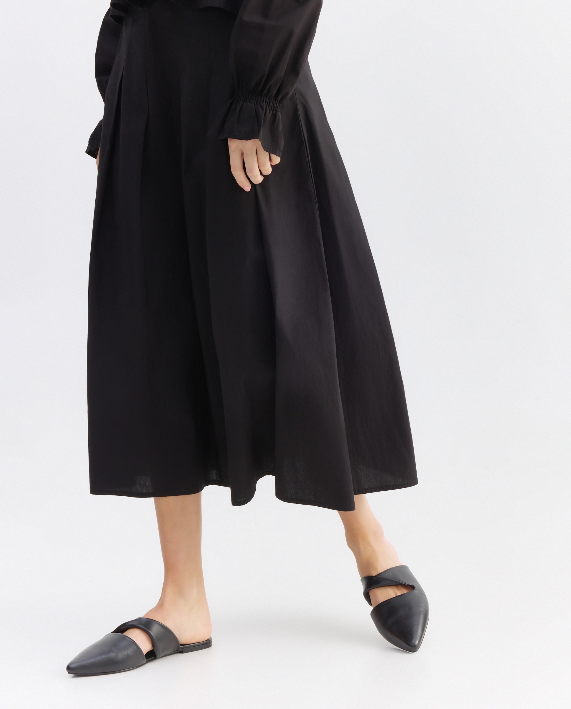 Falda de mujer con pliegues total look Negro-2