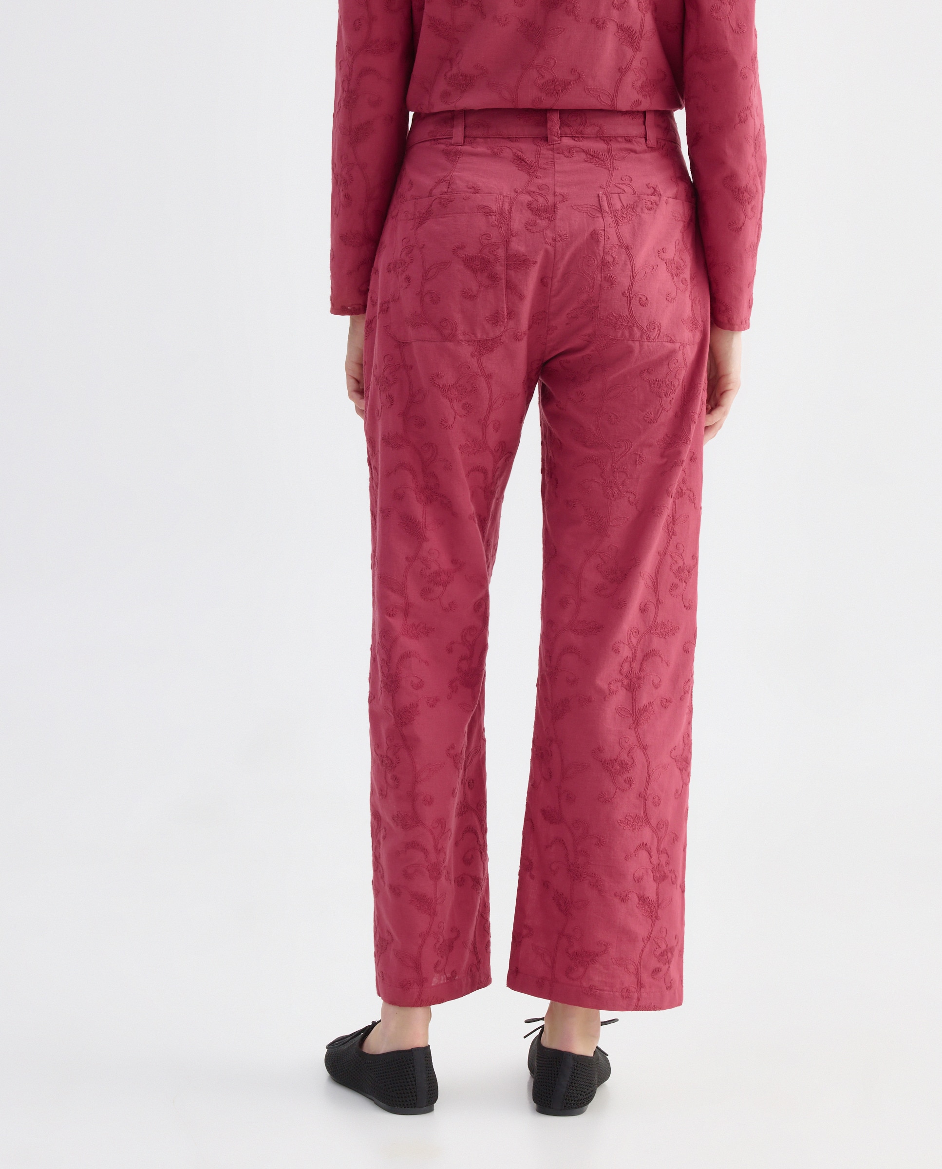 Pantalón de mujer bordado total look 120 Crudo-3