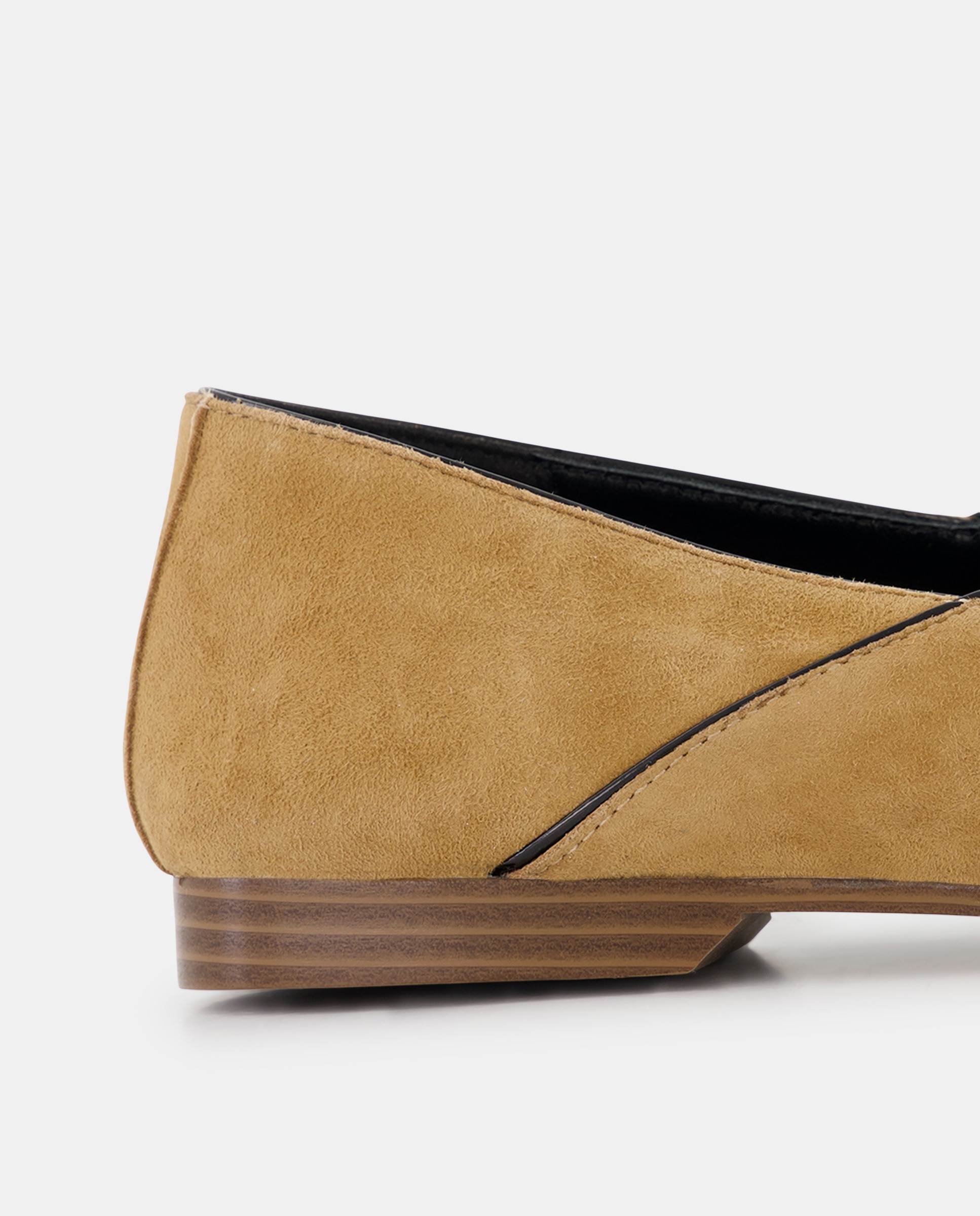 Sapatos Rasos Tipo Babuchas Fechadas 730 Camel-5