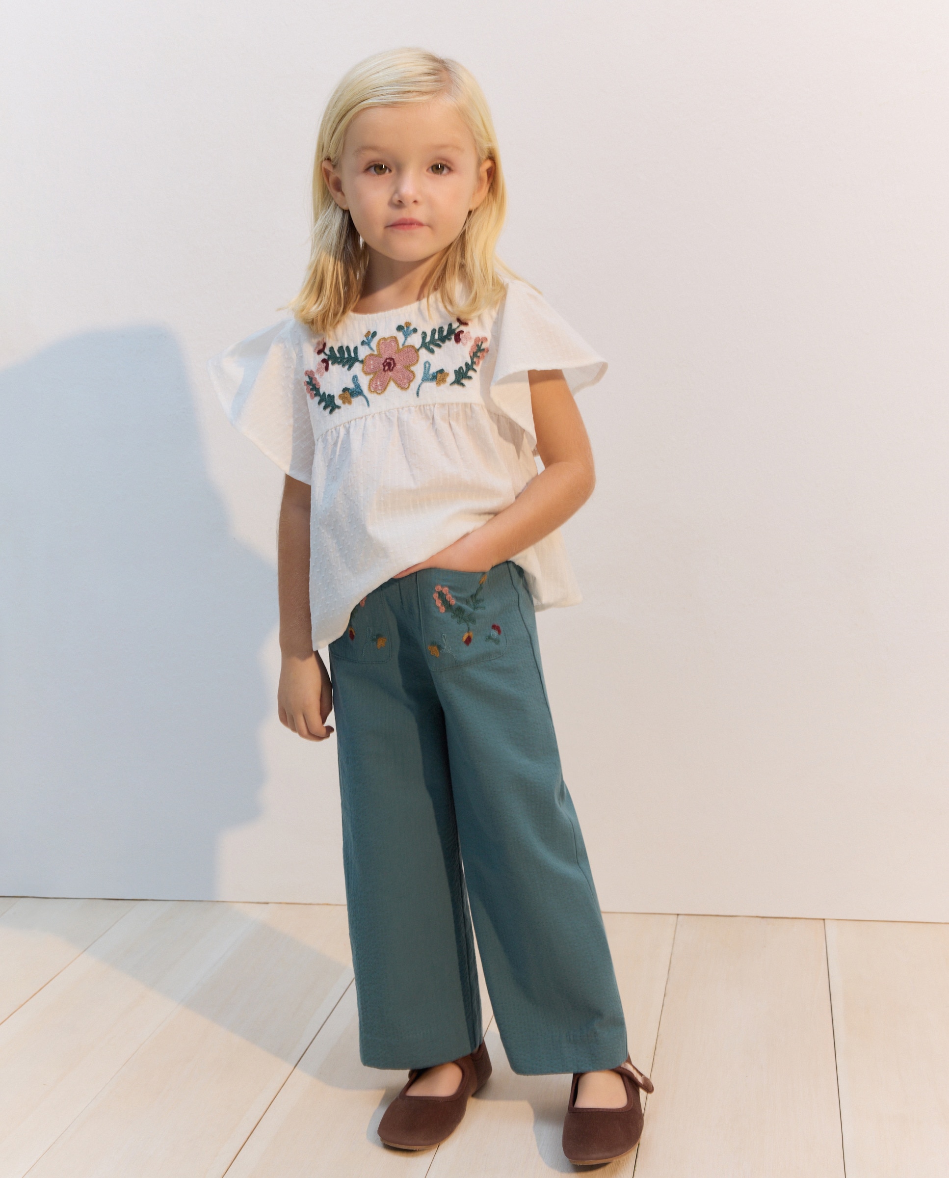 Blusa de Manga Curta com Bordado e Costas Cruzadas Coconut El Corte Inglés 120 Cru-2