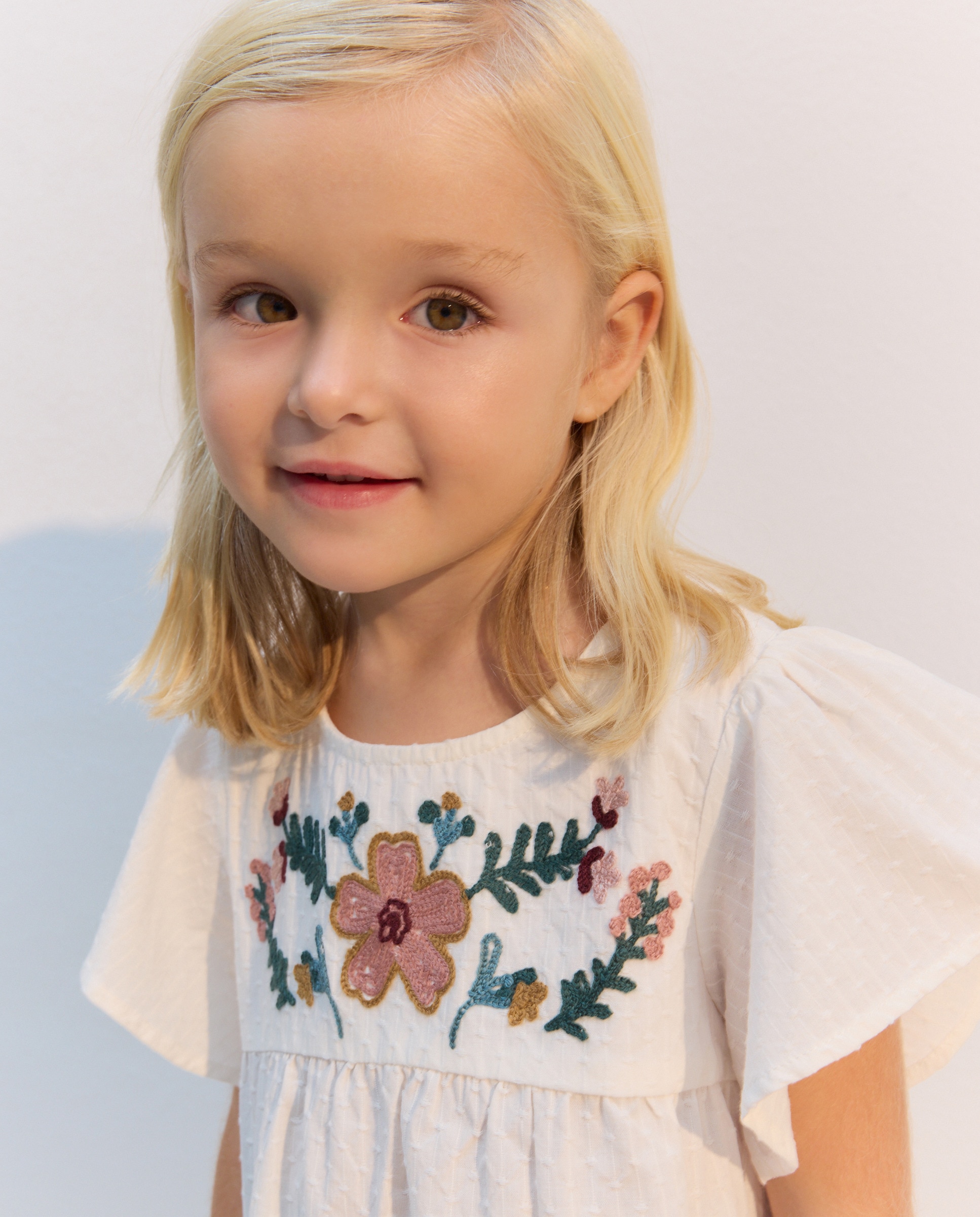Blusa de Manga Curta com Bordado e Costas Cruzadas Coconut El Corte Inglés 120 Cru-1