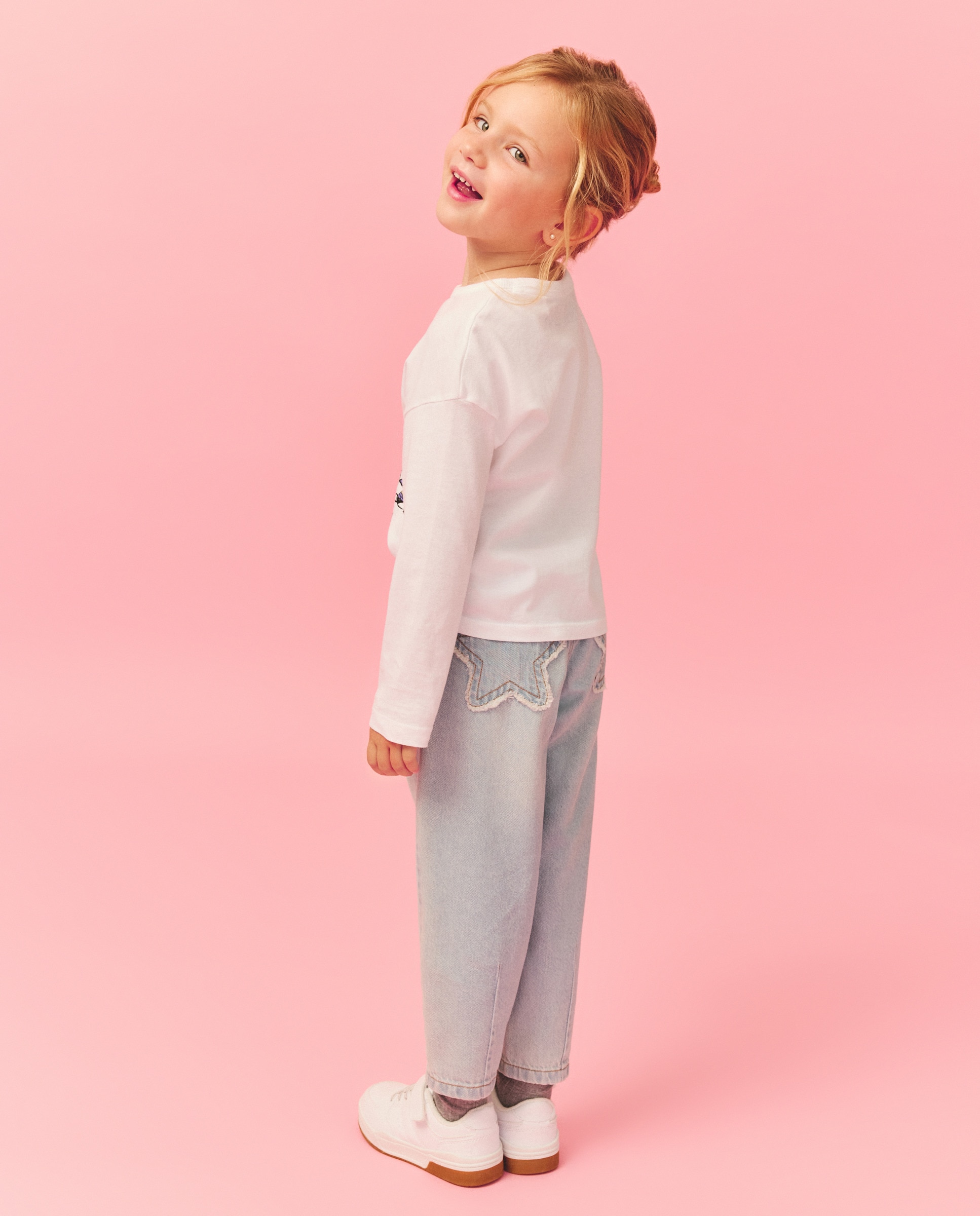 Camisola de Manga Comprida com Estampado Posicional Snoopy e o seu Grupo Kids El Corte Inglés Branco-marfim-3