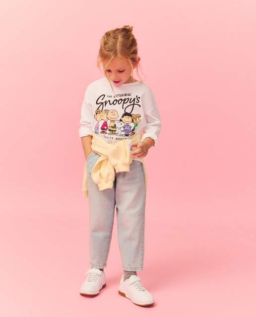 Imagem 0 de Jeans com Remendos Traseiros