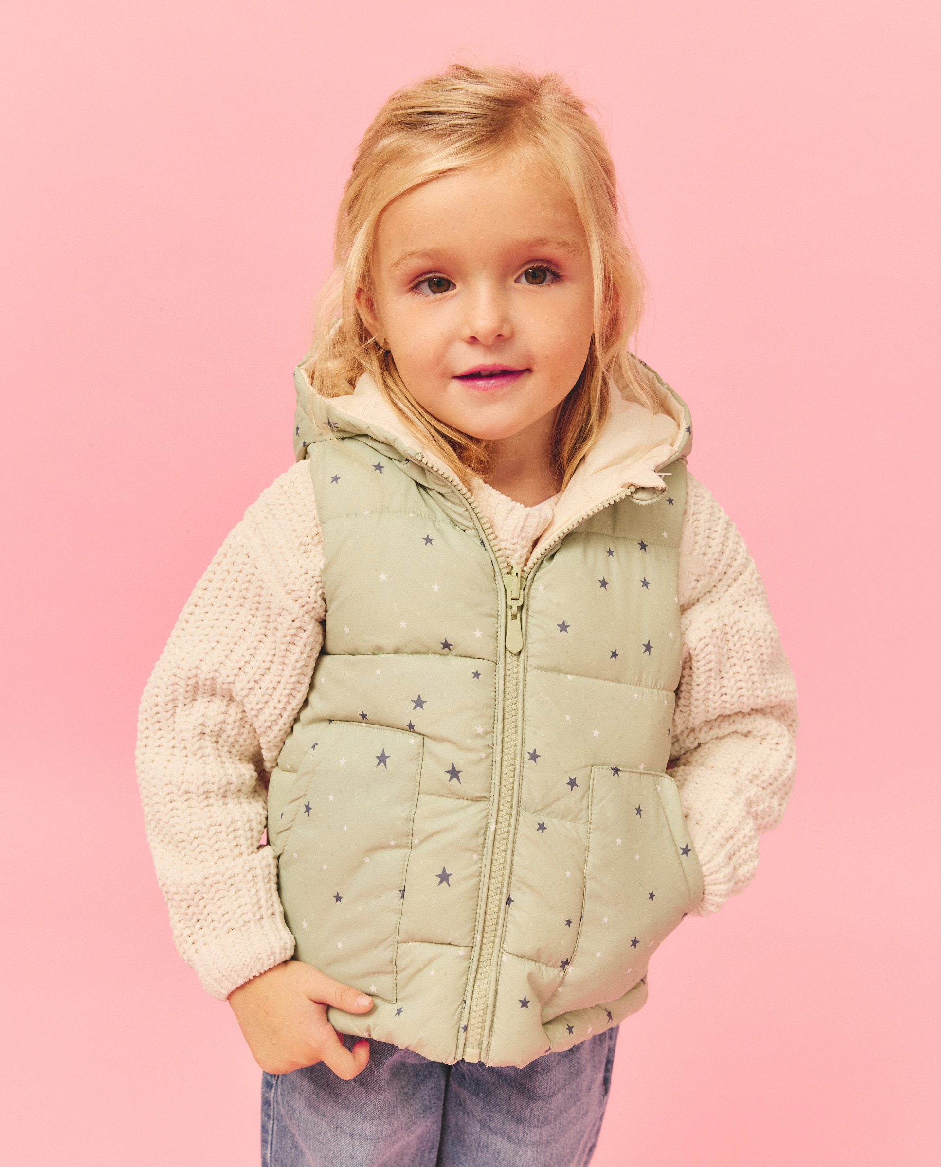 Imagem 0 de Colete de Nylon com Capuz e Estampado de Estrelas