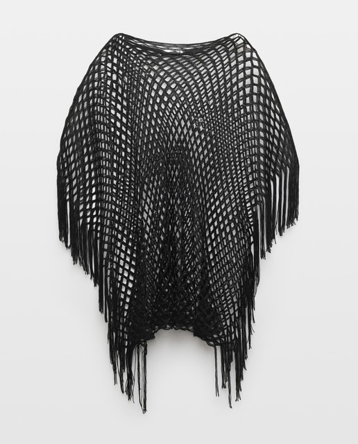 Imagem 0 de Poncho de Festa com Detalhe de Fio Metalizado