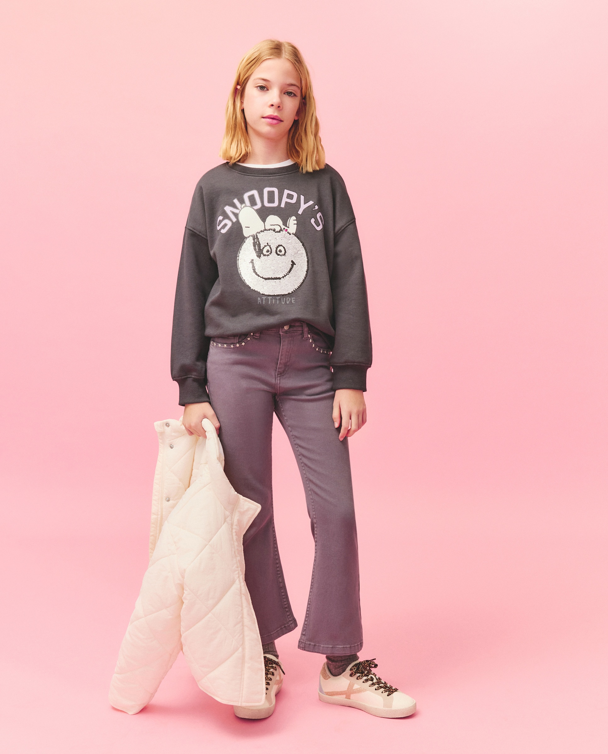 Sweatshirt de Decote Redondo com Estampado Posicional Snoopy Smiley e Lantejoulas Reversíveis Kids El Corte Inglés 830 Antracite-2