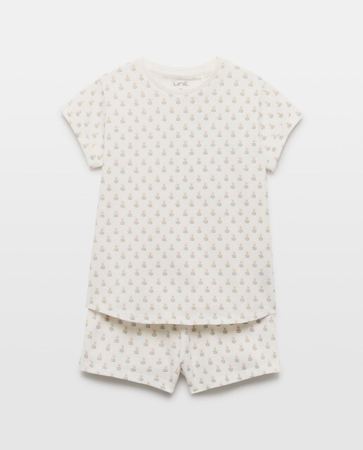 Imagen 0 de Pijama de niña estampado corto