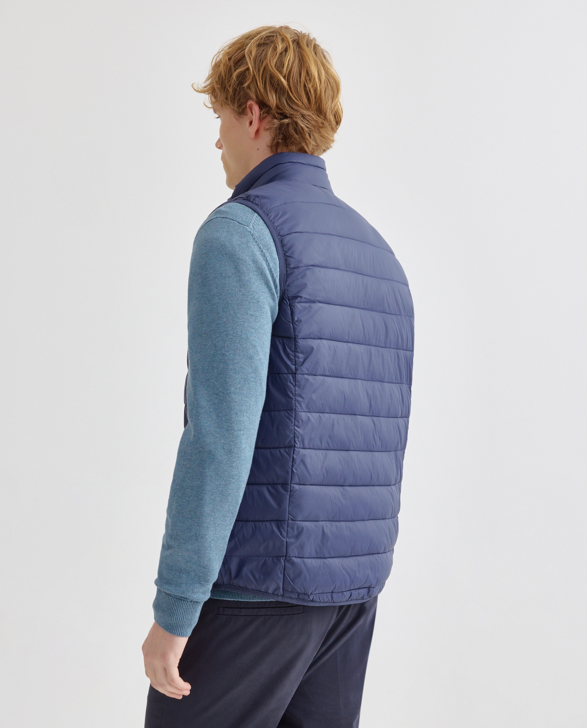 Chaleco hombre ultraligero con relleno reciclado Azul marino-3