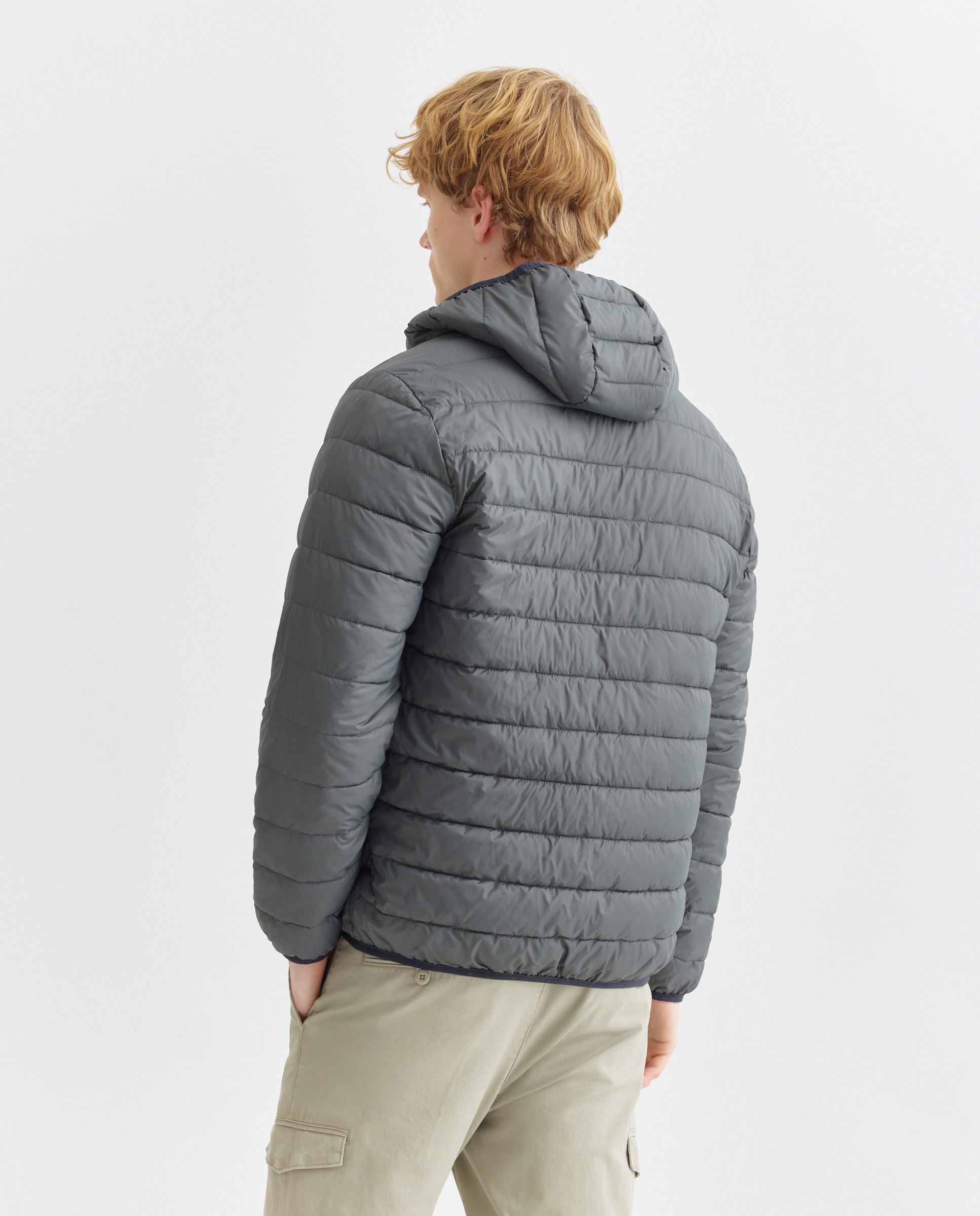 Chaqueta hombre ultraligera capucha con relleno reciclado 520 Kaki-3