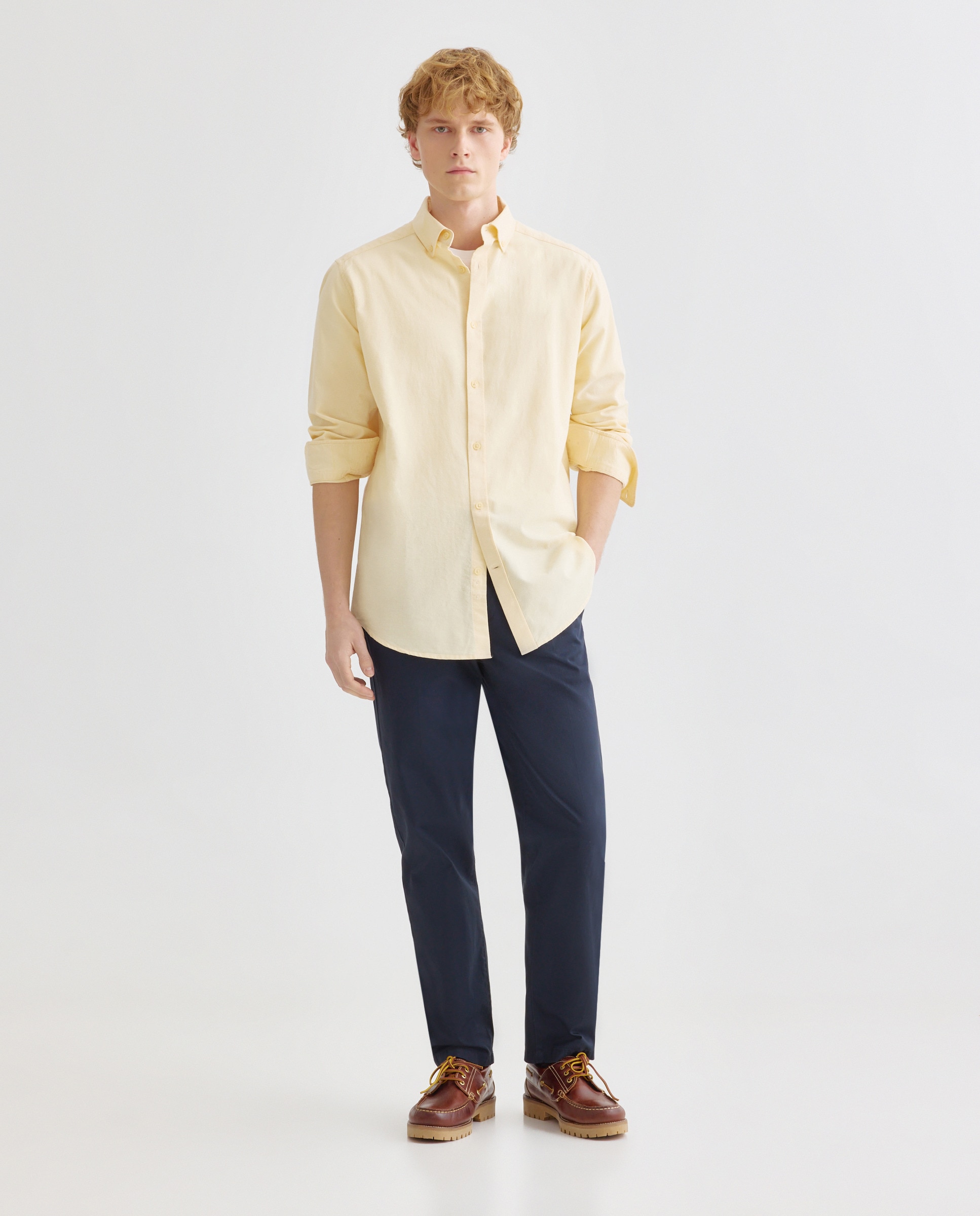 Imagen 0 de Pantalón hombre chino con pinzas