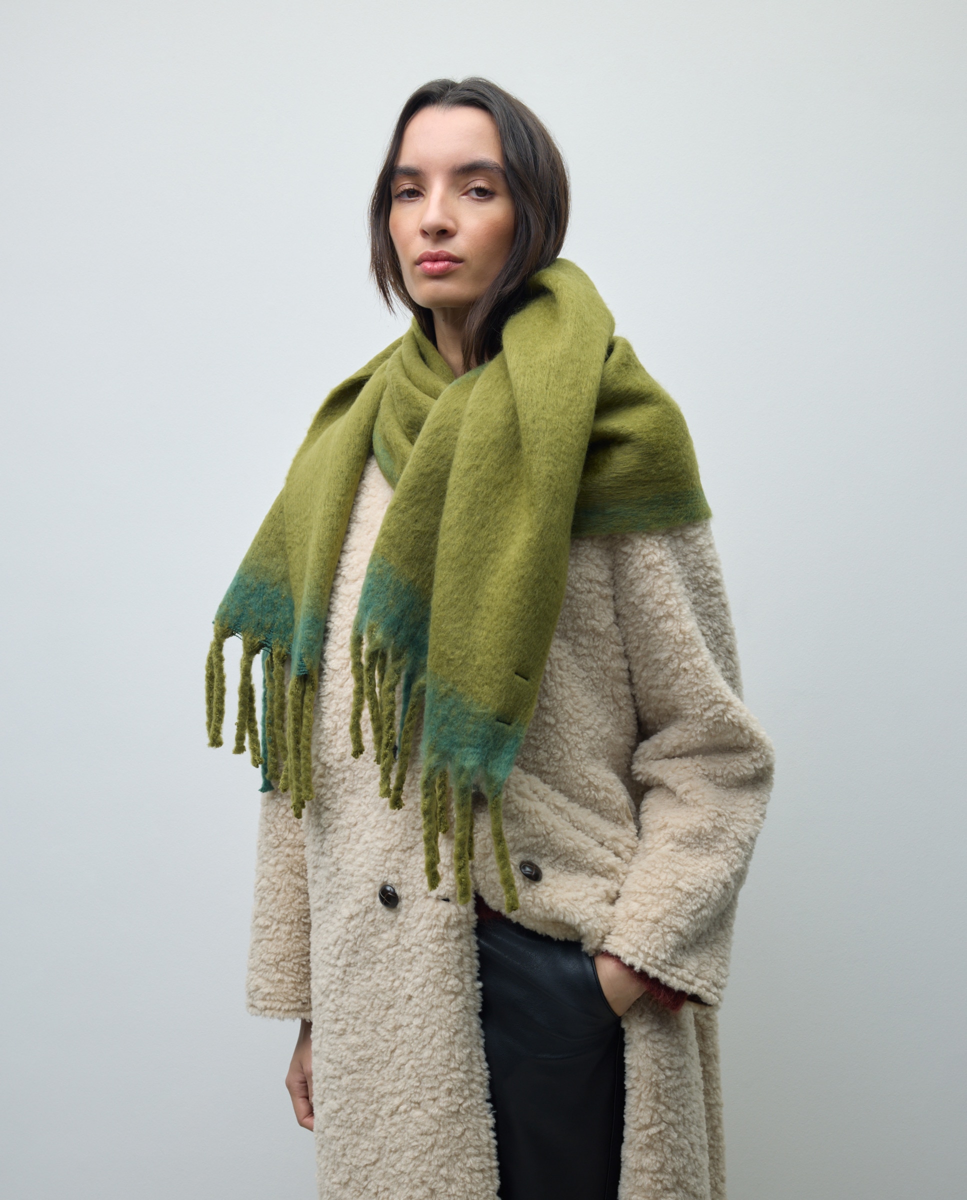 Cachecol com Franjas em Contraste Verde-4