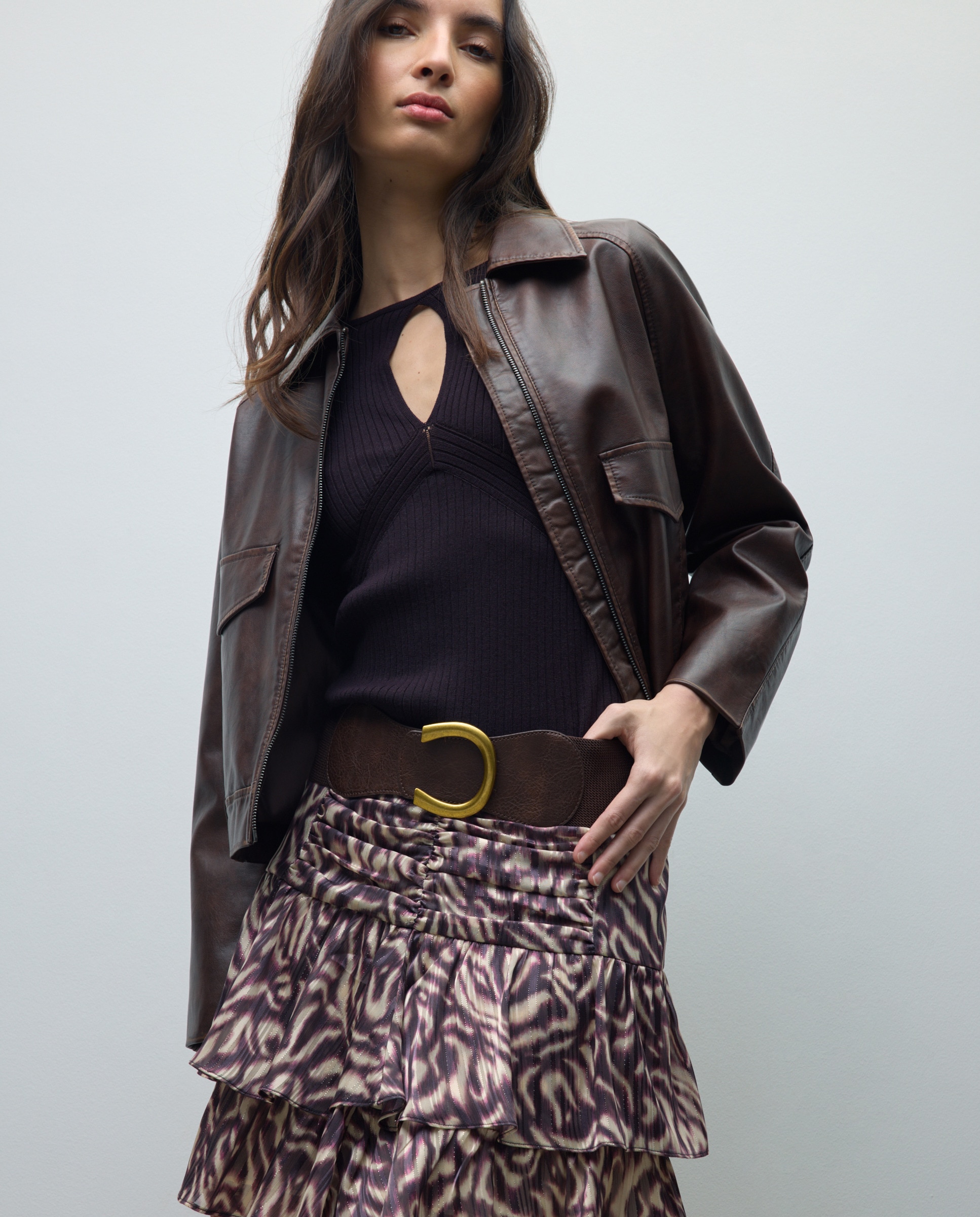 Cinto Elástico com Fivela com C Castanho-3