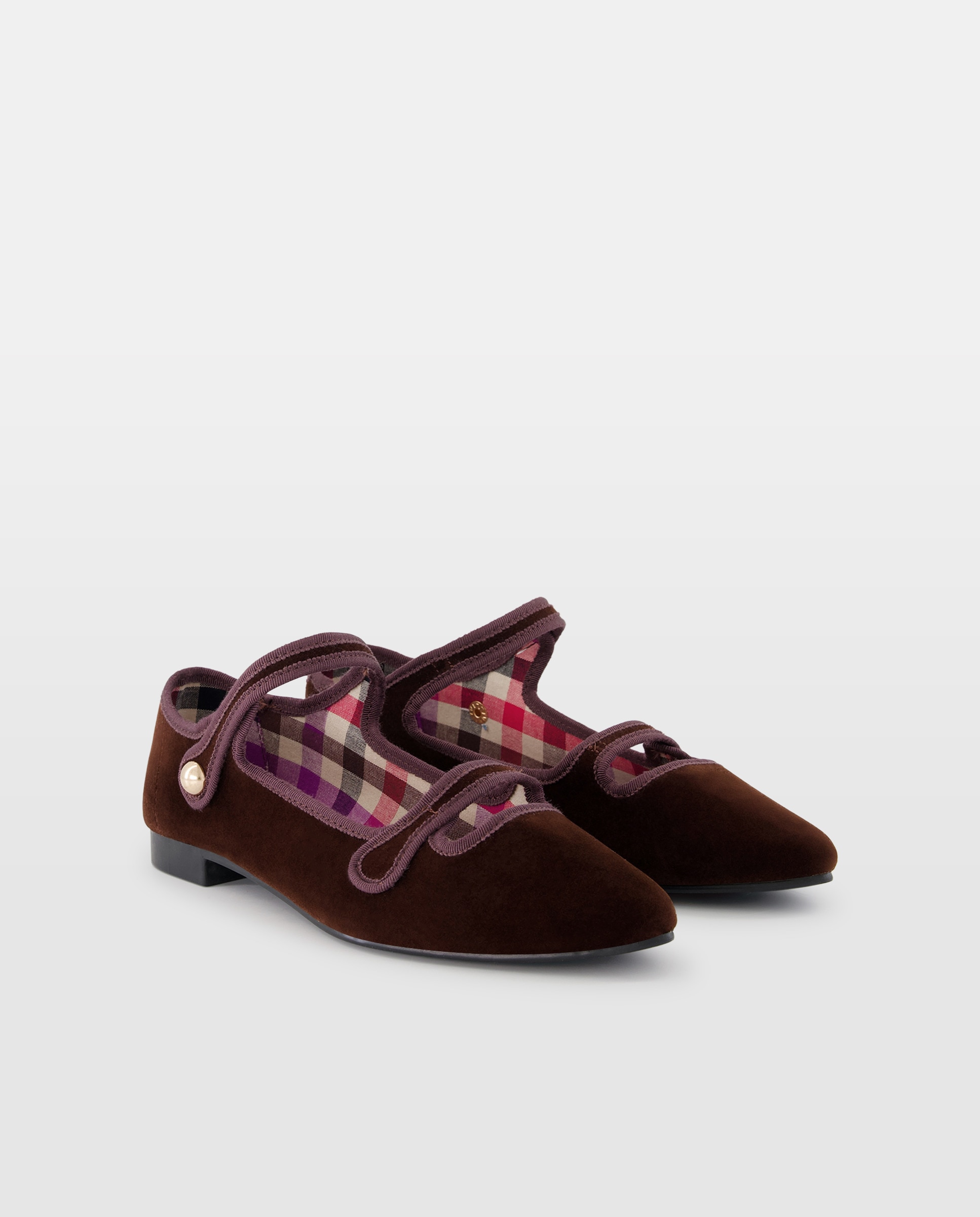 Zapato de mujer de terciopelo botón Chocolate-2