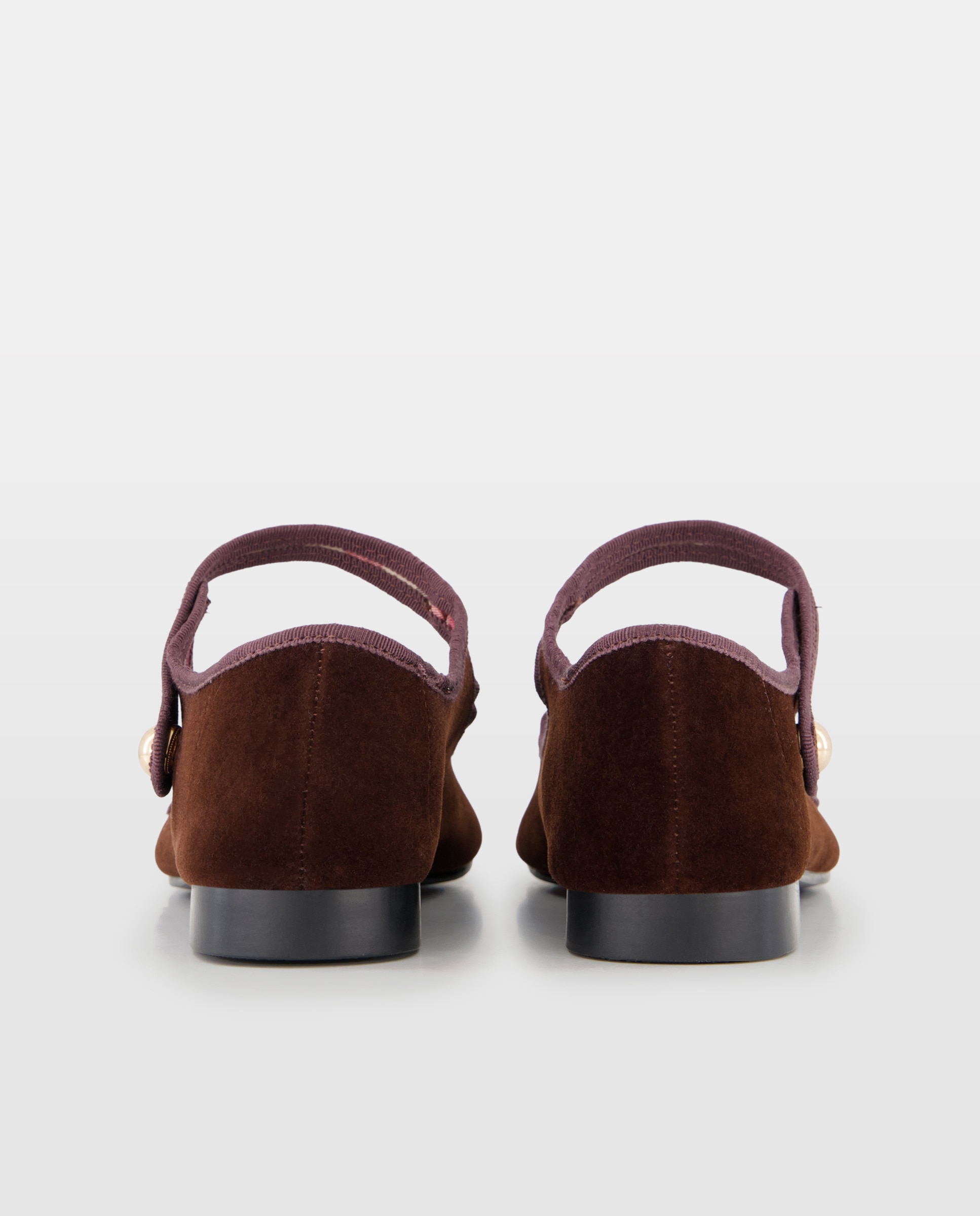 Zapato de mujer de terciopelo botón Chocolate-3