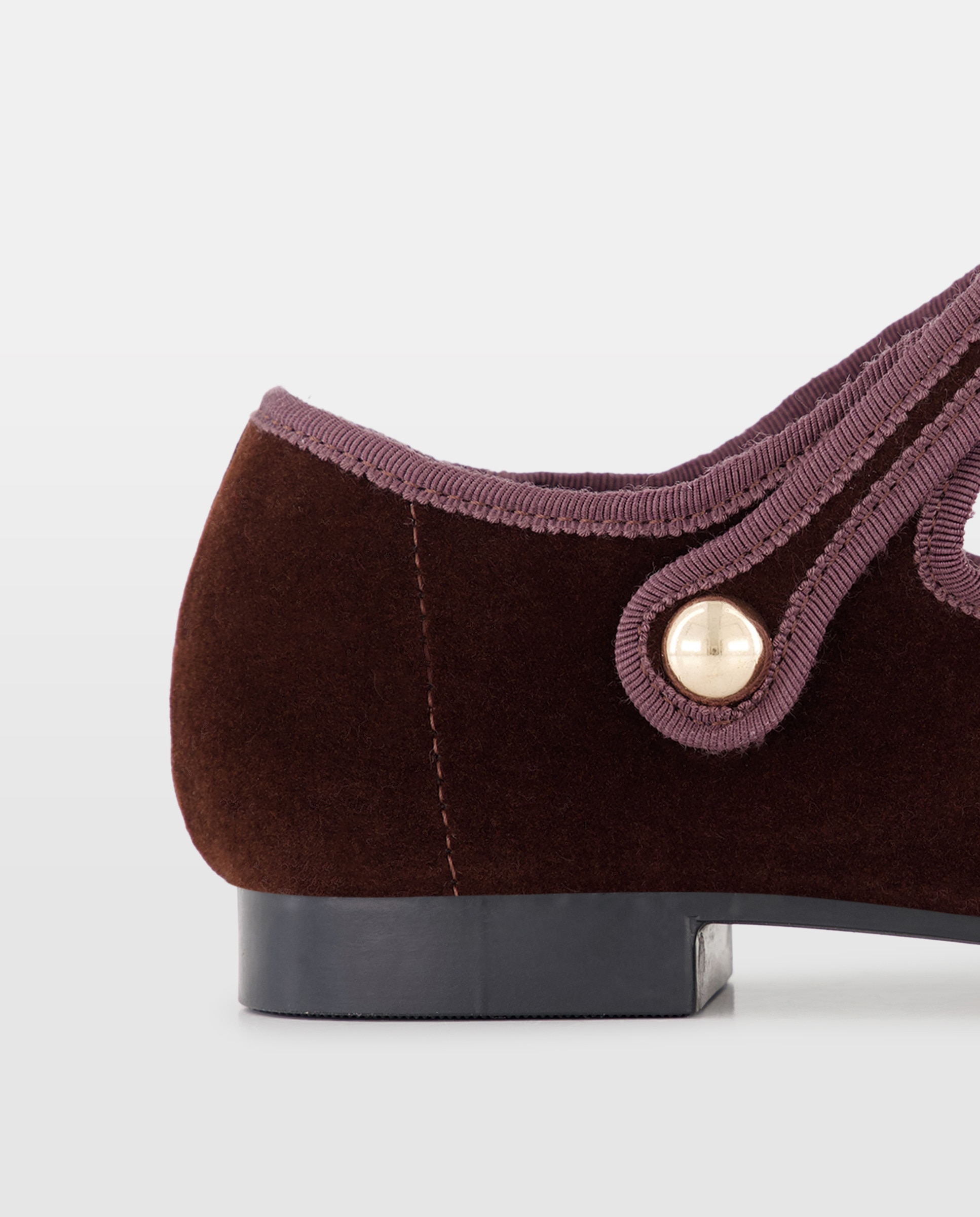 Zapato de mujer de terciopelo botón Chocolate-5