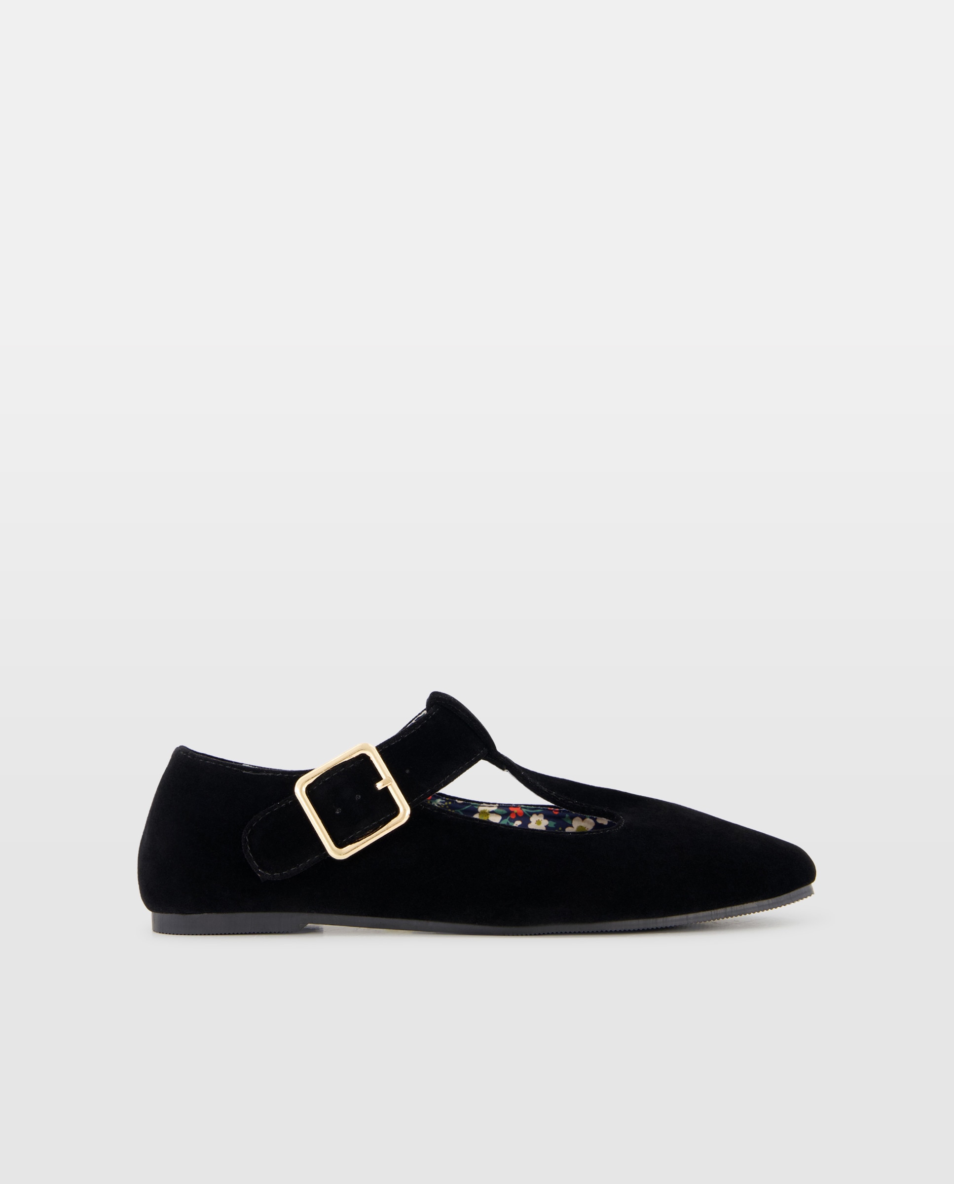 Imagen 0 de Zapato de mujer de terciopelo con hebilla