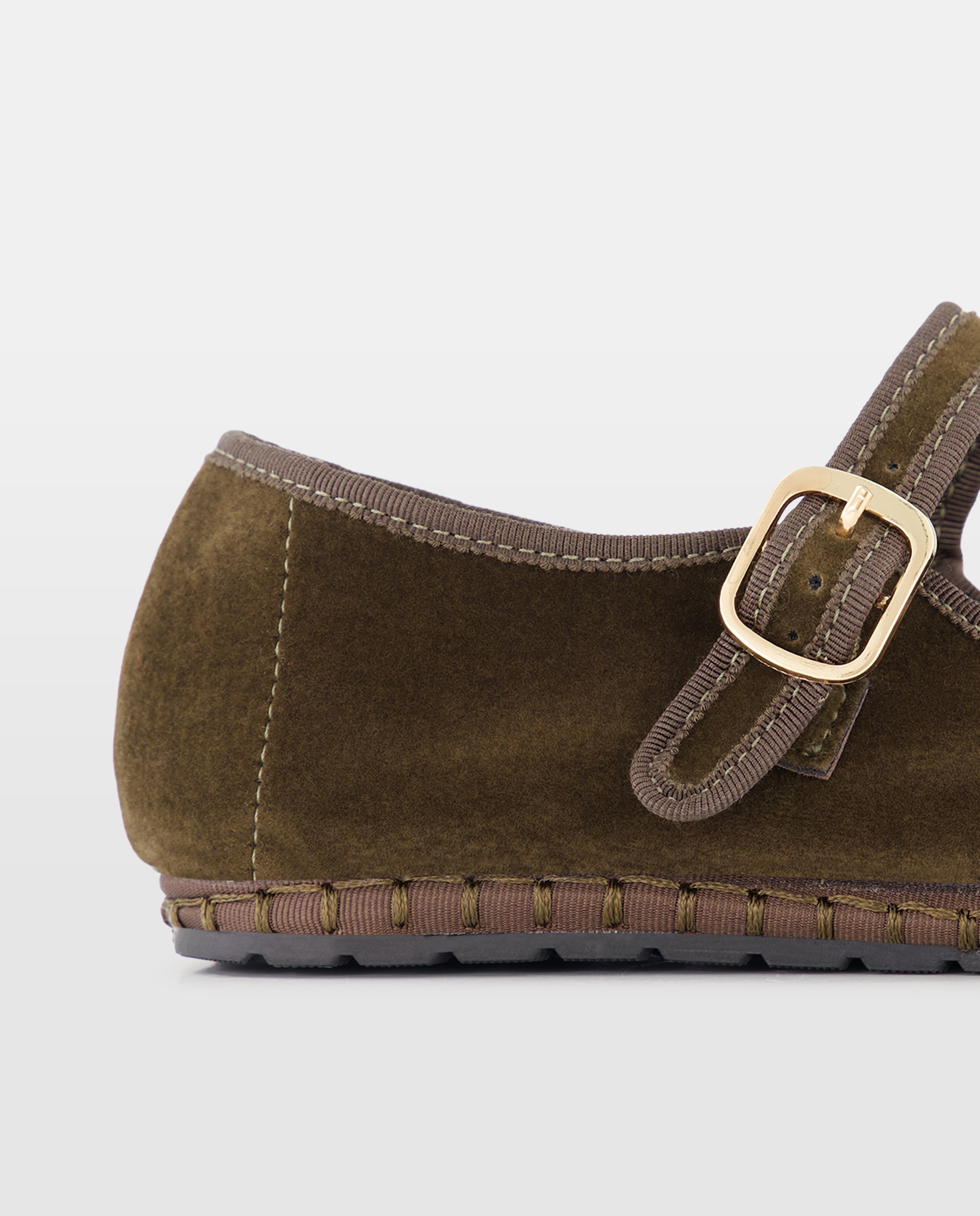 Zapato de mujer de terciopelo mercedes Chocolate-5