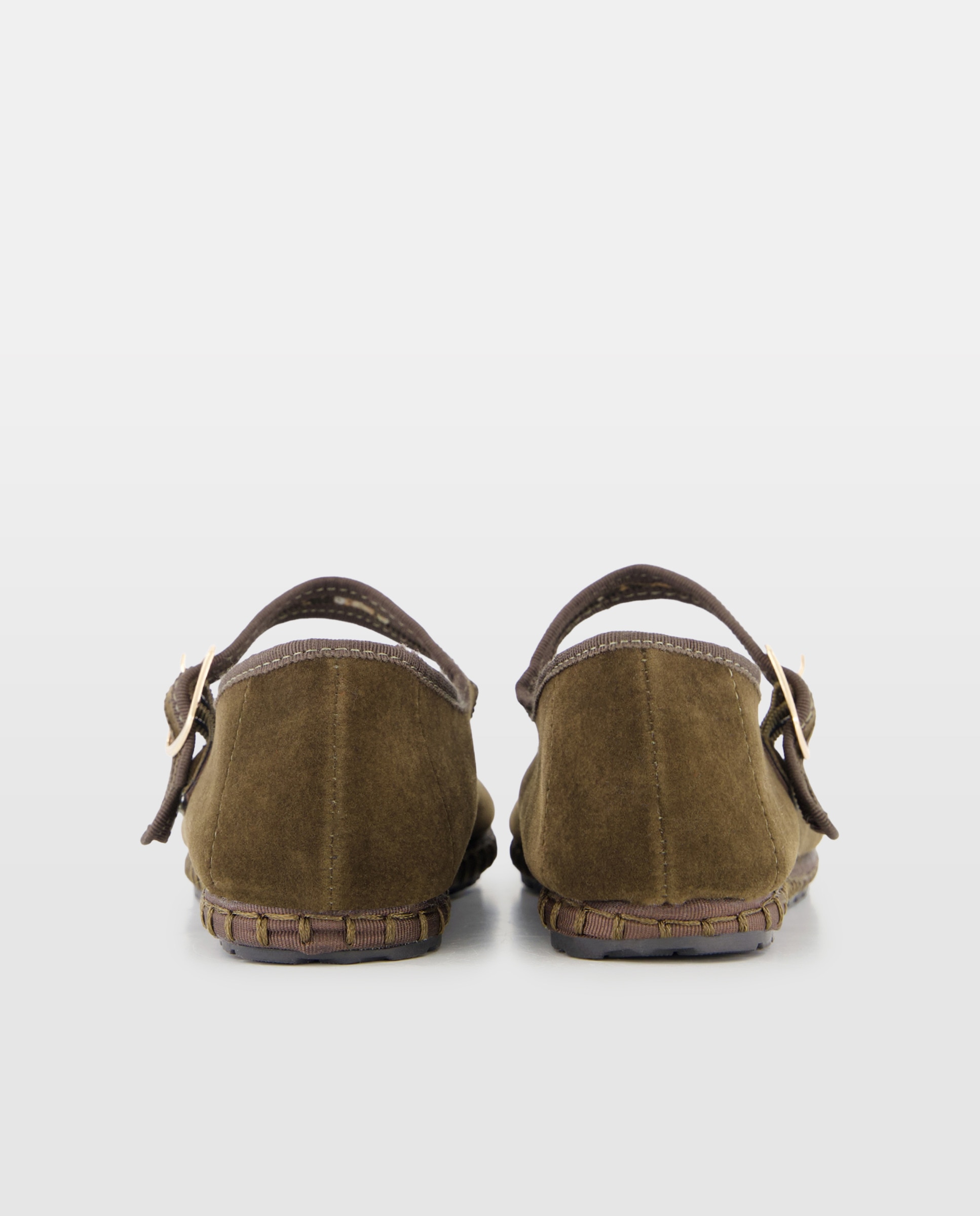 Zapato de mujer de terciopelo mercedes Chocolate-3