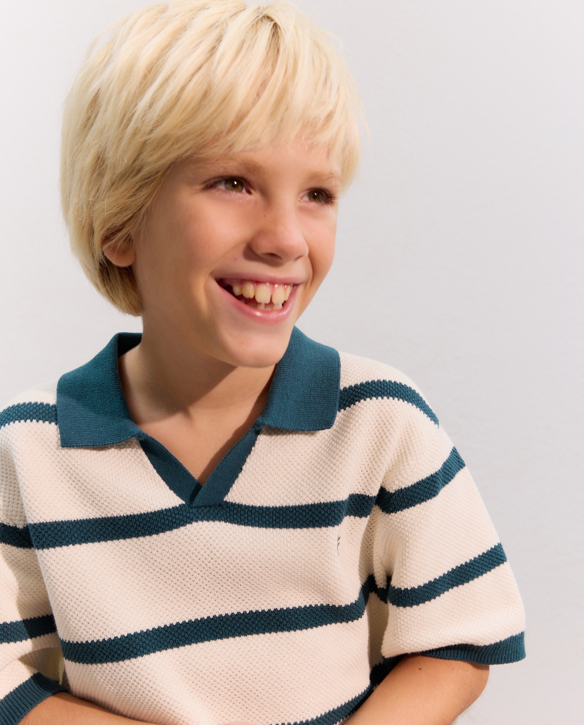 Imagem 0 de Polo de Malha às Riscas com Manga Curta