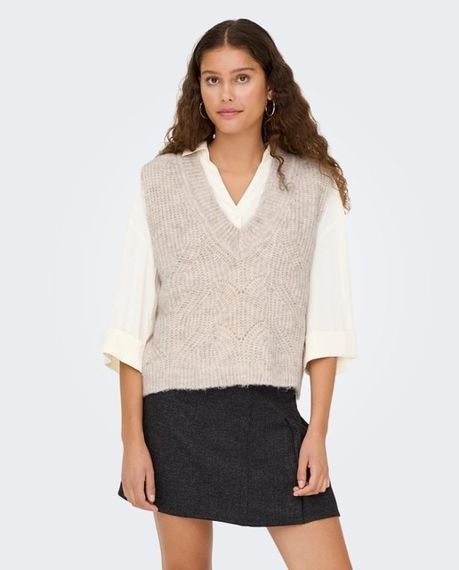 Imagen 0 de Chaleco de mujer con cuello pico