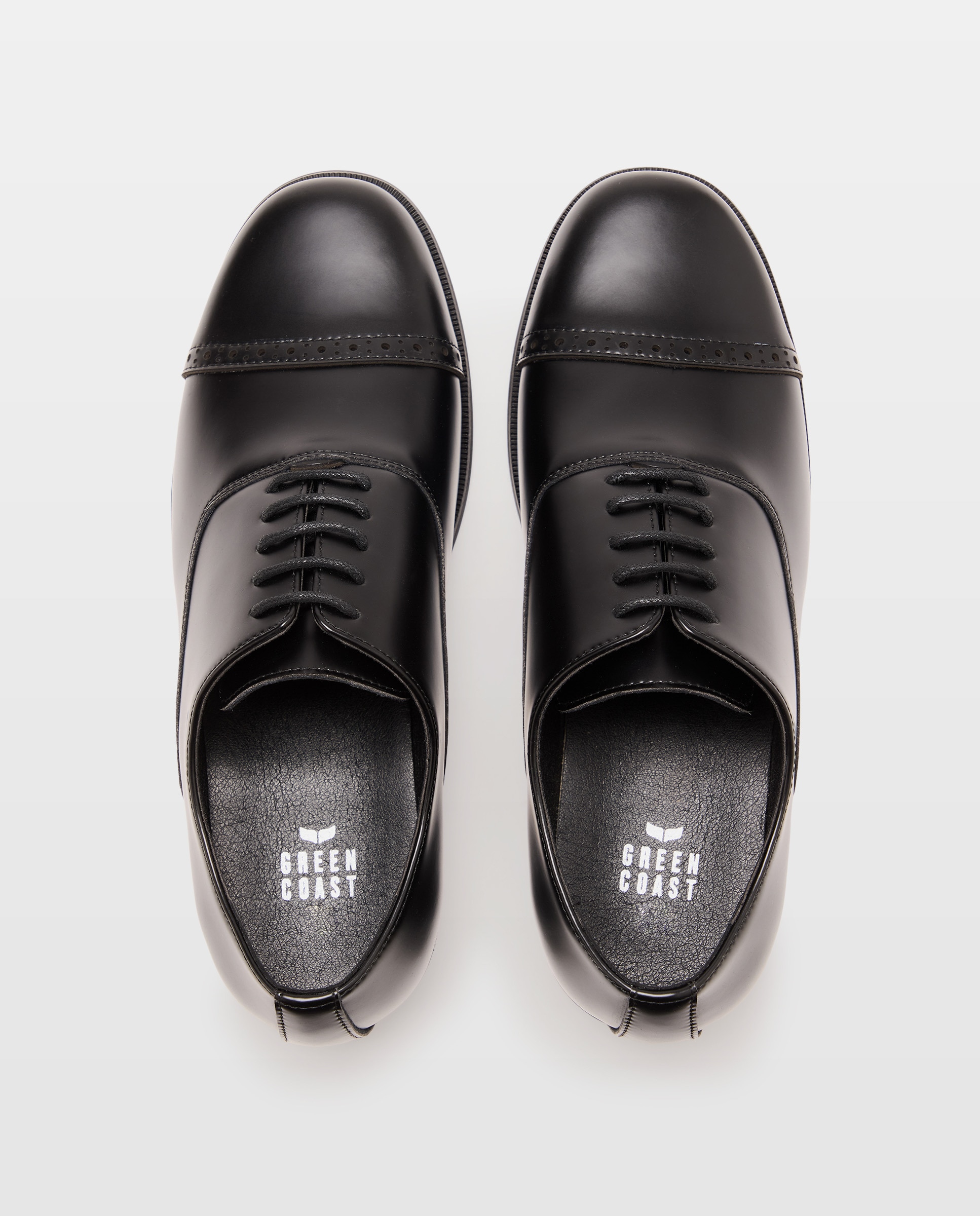 Sapatos em Pele com Atacadores Preto-4