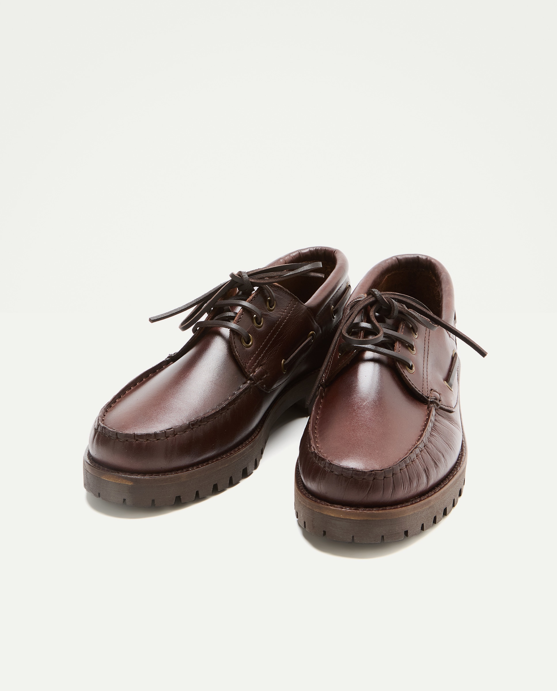 Náutico cordones de hombre de piel con piso de goma 2