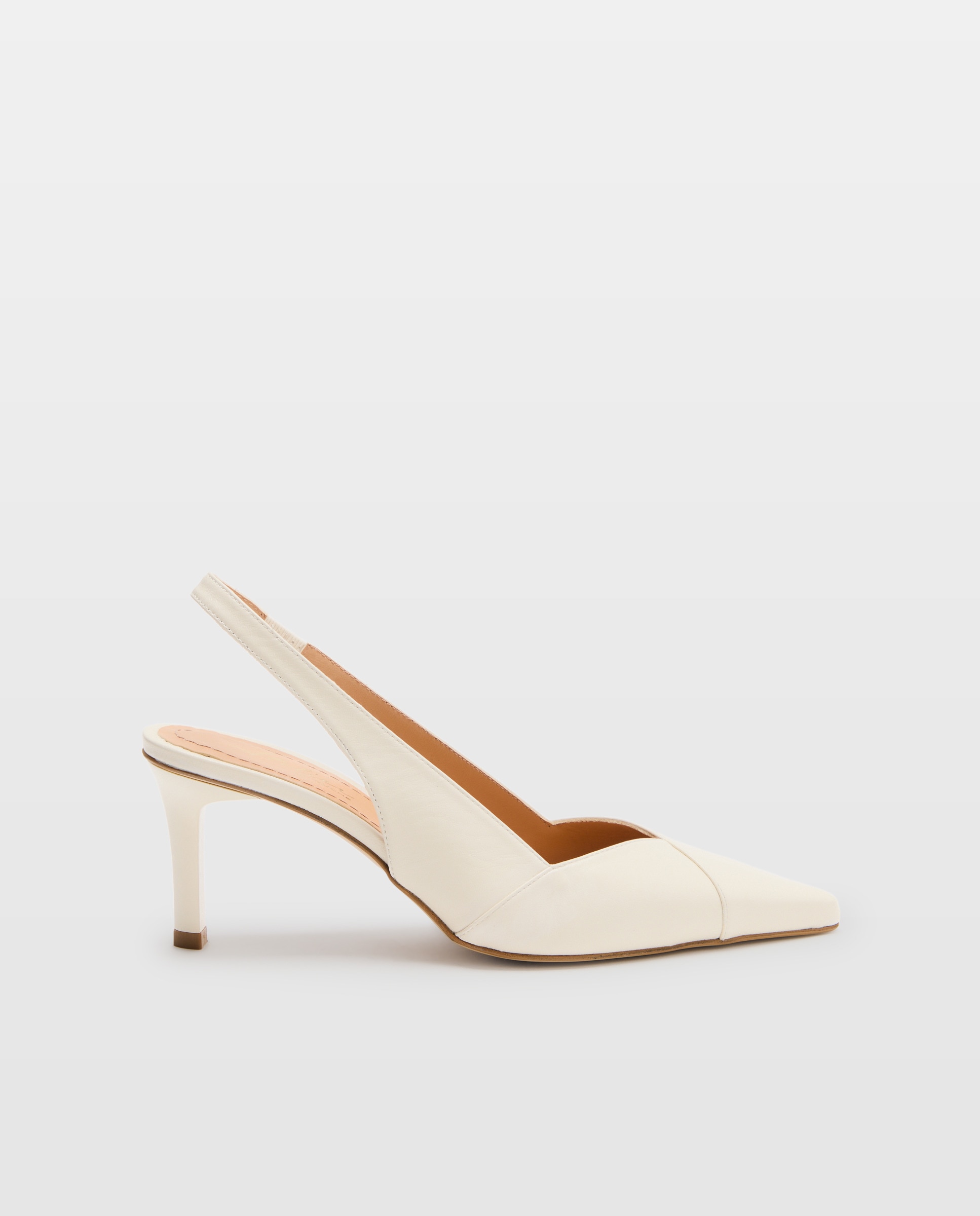 Imagem 0 de Sapatos de Salto Tipo Mules Essenciais