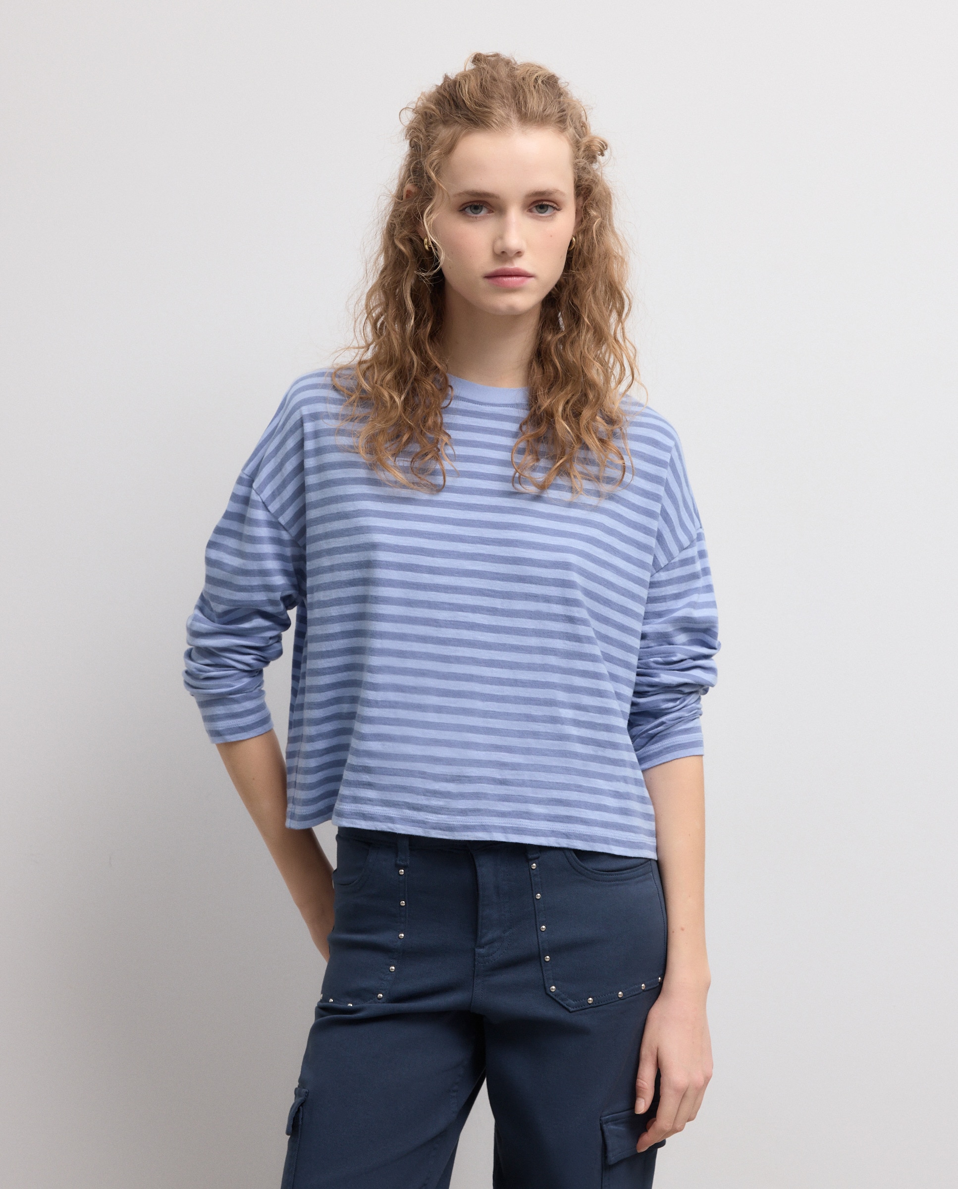Camisola de Manga Comprida e Decote Redondo às Riscas Azul-3