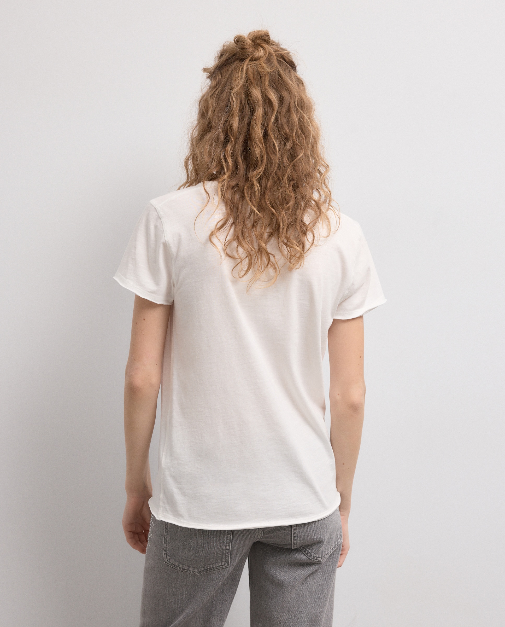 T-shirt Lisa de Manga Curta e Decote em Bico com Botões Branco-3