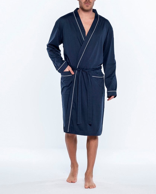 Imagen 0 de Batín de hombre cruzado liso con detalle de vivos