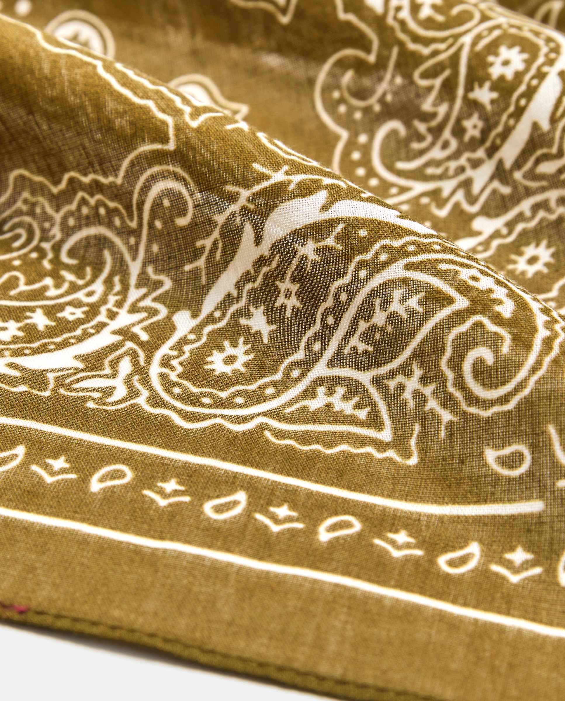 Lenço Tipo Bandana com Estampado Floral Verde-3