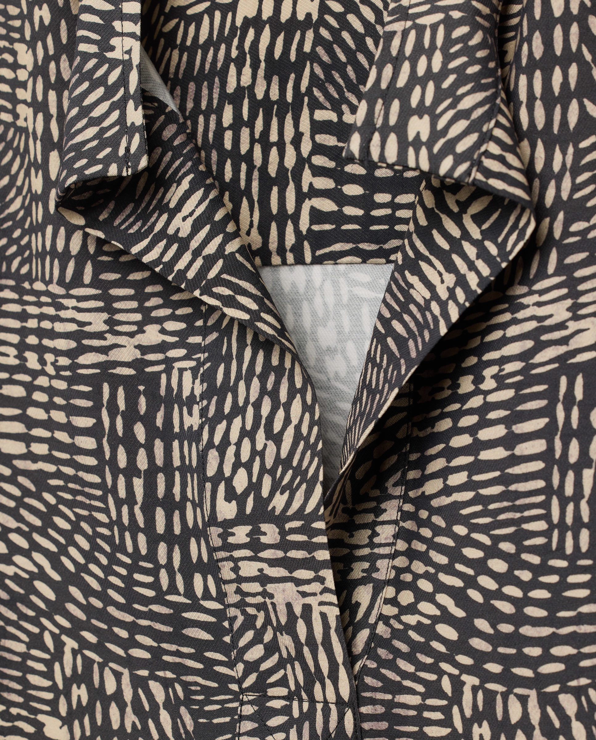 Blusa de Caminho Pequeno Preto-6