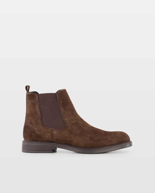 Imagen 0 de Bota chelsea de serraje de hombre con piso de goma