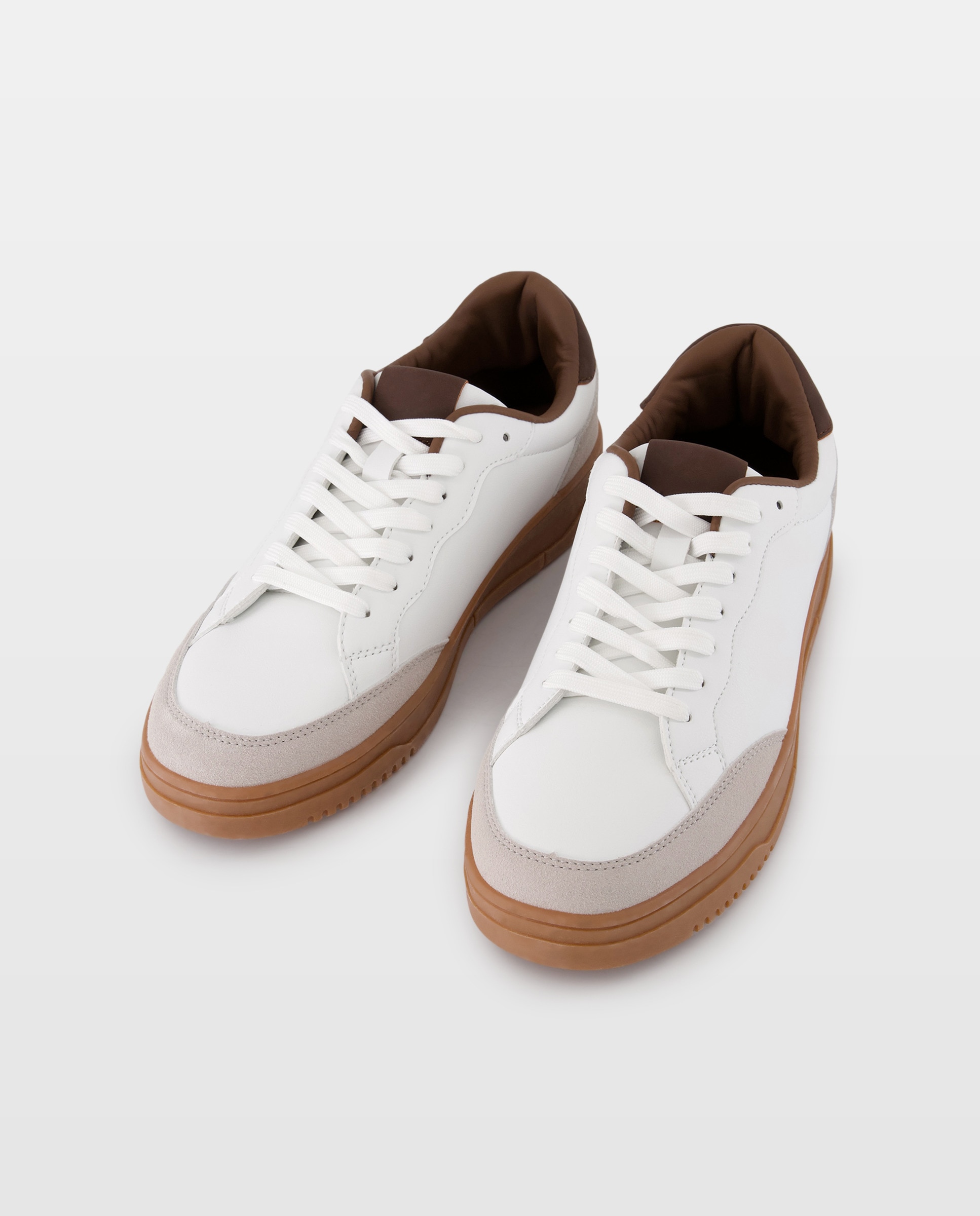 Deportivo casual cordones con piso de goma Blanco-2