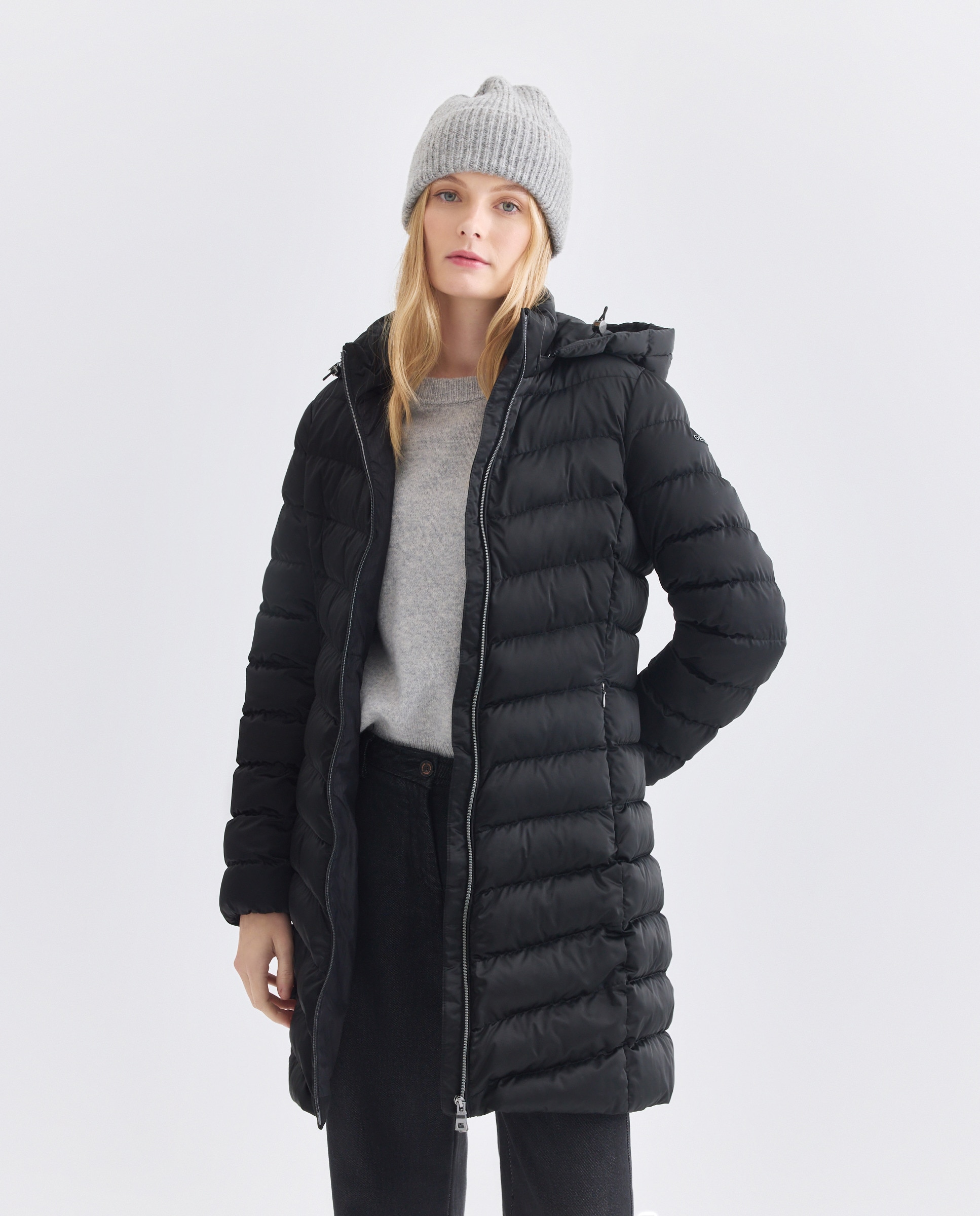 Casaco Comprido com Capuz Desmontável Preto-1