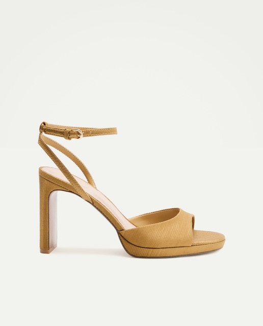 Imagem 0 de Sandálias de Salto com Plataforma