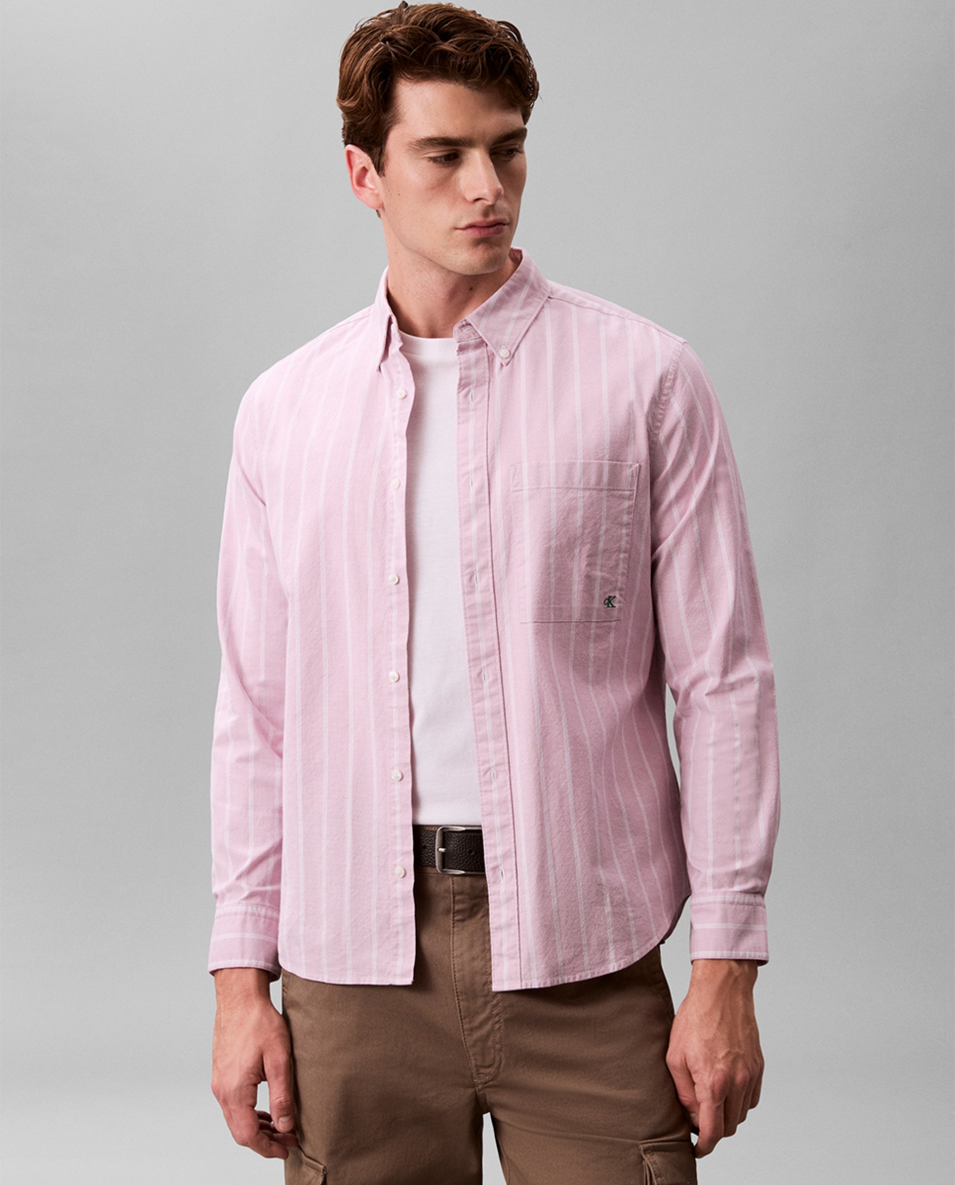 Imagem 0 de Camisa Oxford às Riscas